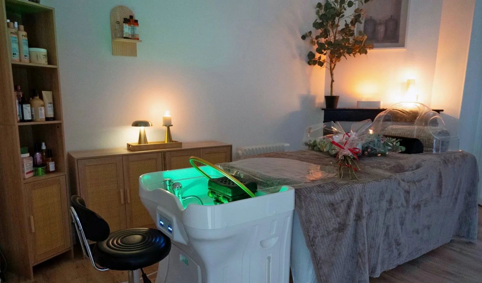 Glow signature - Onglerie Montereau-Fault-Yonne - Glow signature - Photo Galerie - OneBooking