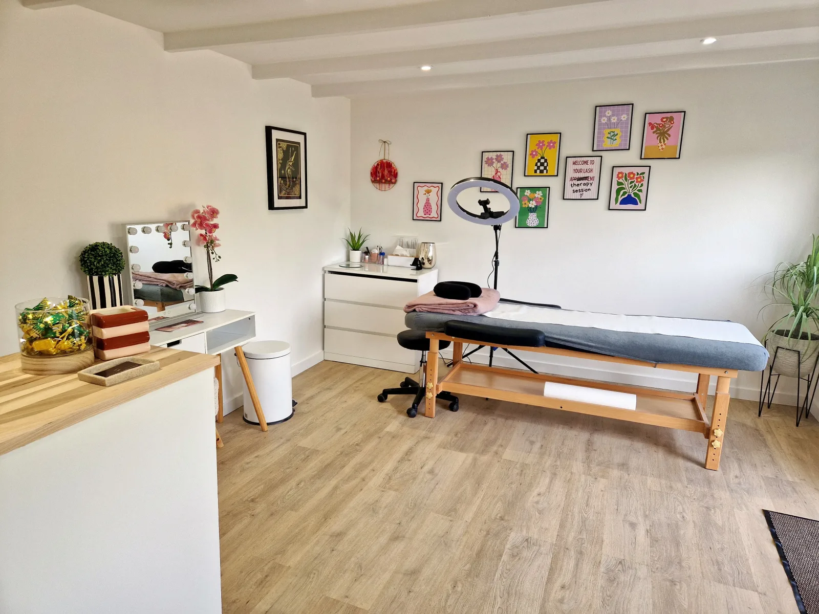 Latelier des cils - Sourcils & cils Vidauban - Latelier des cils - Photo Galerie - OneBooking
