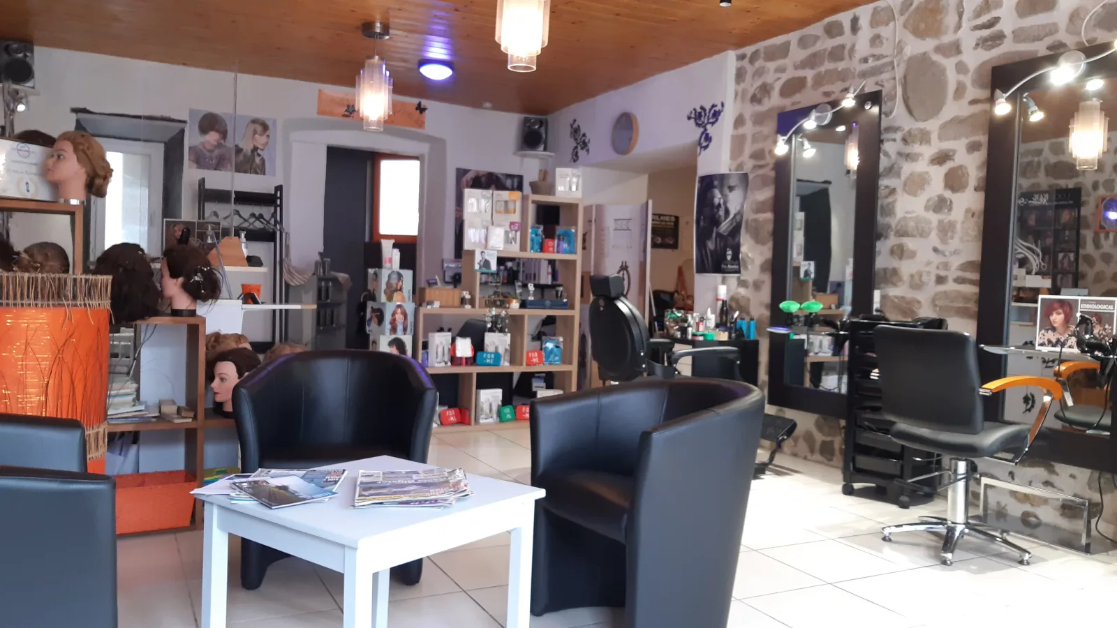 Modern’ Styl’ - Coiffure Bourg-Argental - Modern’ Styl’ - Photo Galerie - OneBooking
