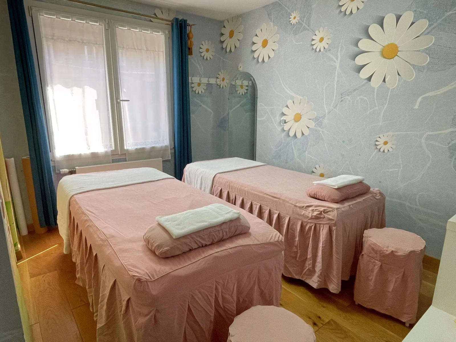 Salon de Massages Bien-être - Massage Le Kremlin-Bicêtre - Salon de Massages Bien-être - Photo Galerie - OneBooking