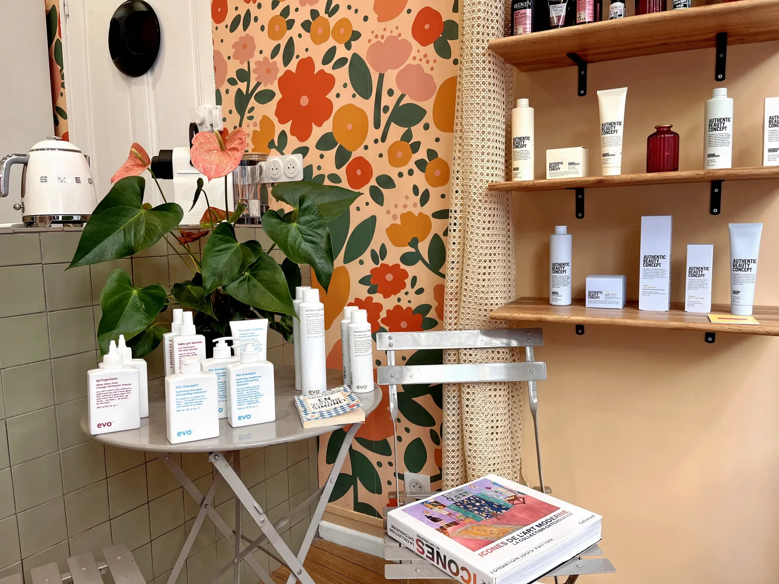 Simone - Salon pour Dames - Coiffure Toulouse - Simone - Salon pour Dames - Photo Galerie - OneBooking