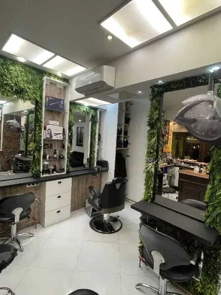 L'atelier MC Auto - Coiffure Le Kremlin-Bicêtre - L'atelier MC Auto - Photo Galerie - OneBooking
