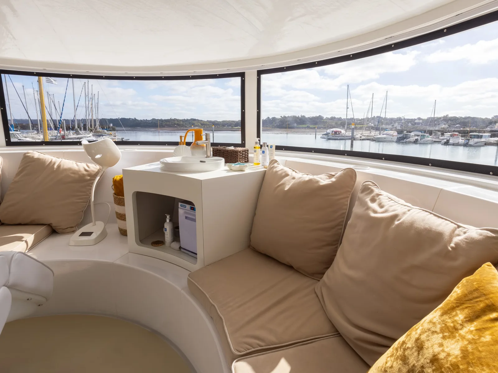 Massages Marins by Anthenea Wellness - Institut de beauté Perros-Guirec - Massages Marins by Anthenea Wellness - Photo Galerie - OneBooking
