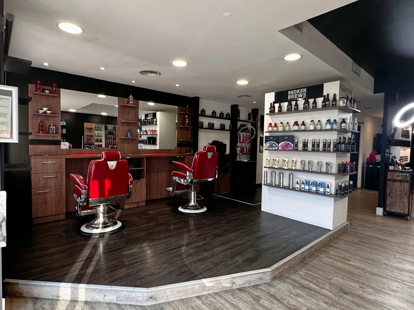 Hélis Barber - Coiffure La Verpillière - Hélis Barber - Photo Galerie - OneBooking