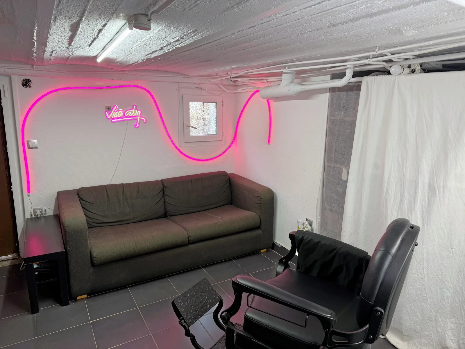 See.Cutzz - Barbier Villeneuve-Saint-Georges - See.Cutzz - Photo Galerie - OneBooking