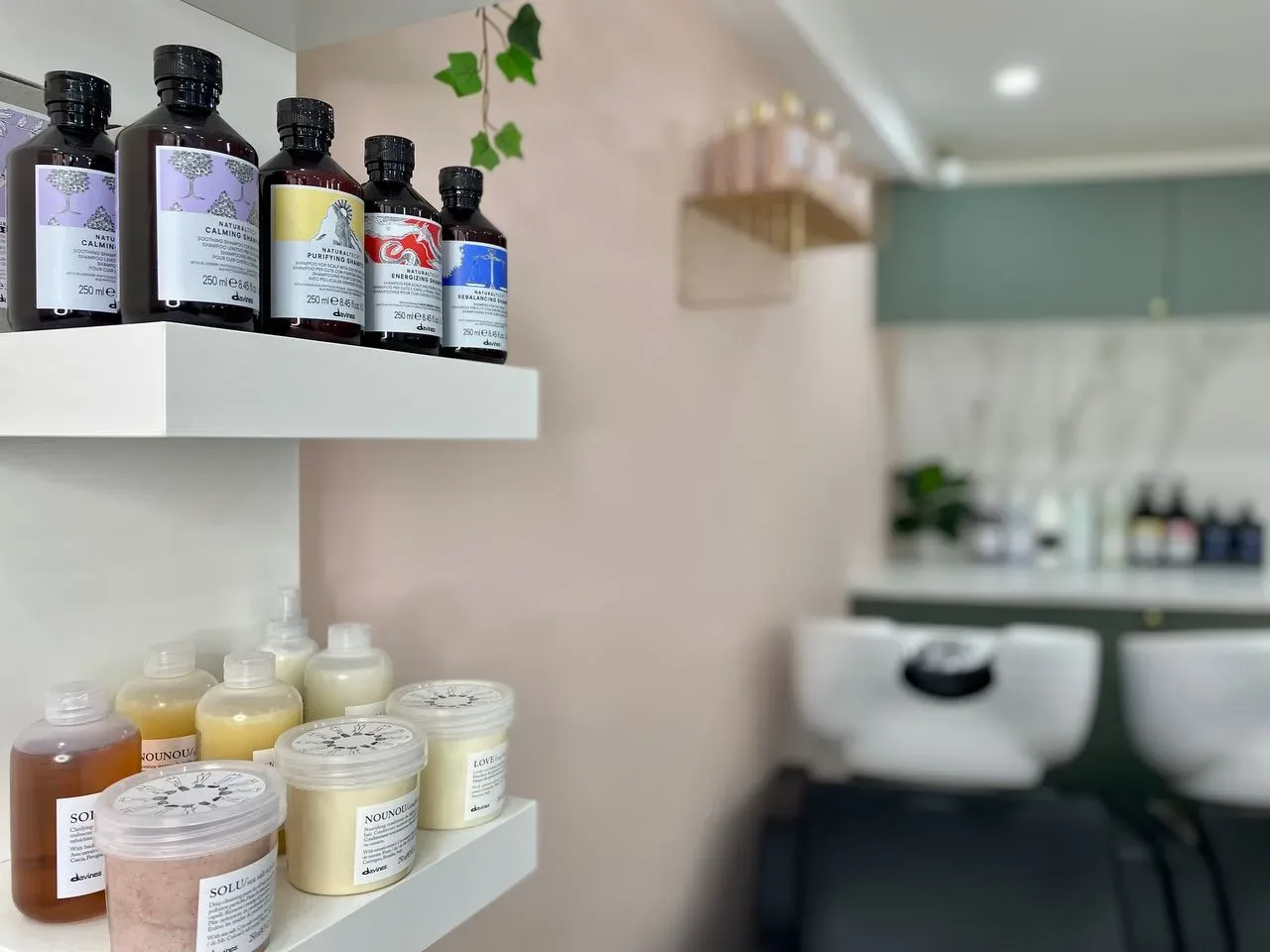 Maison L - Coiffure Villefranche-sur-Mer - Maison L - Photo Galerie - OneBooking