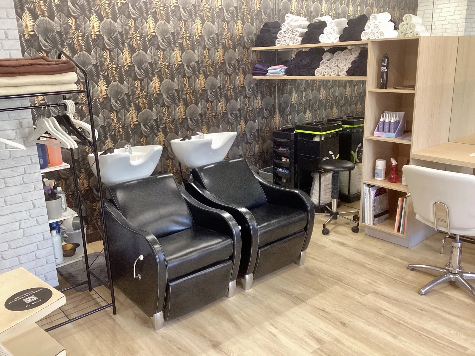 Chez Caroline - Coiffure Cenon - Chez Caroline - Photo Galerie - OneBooking