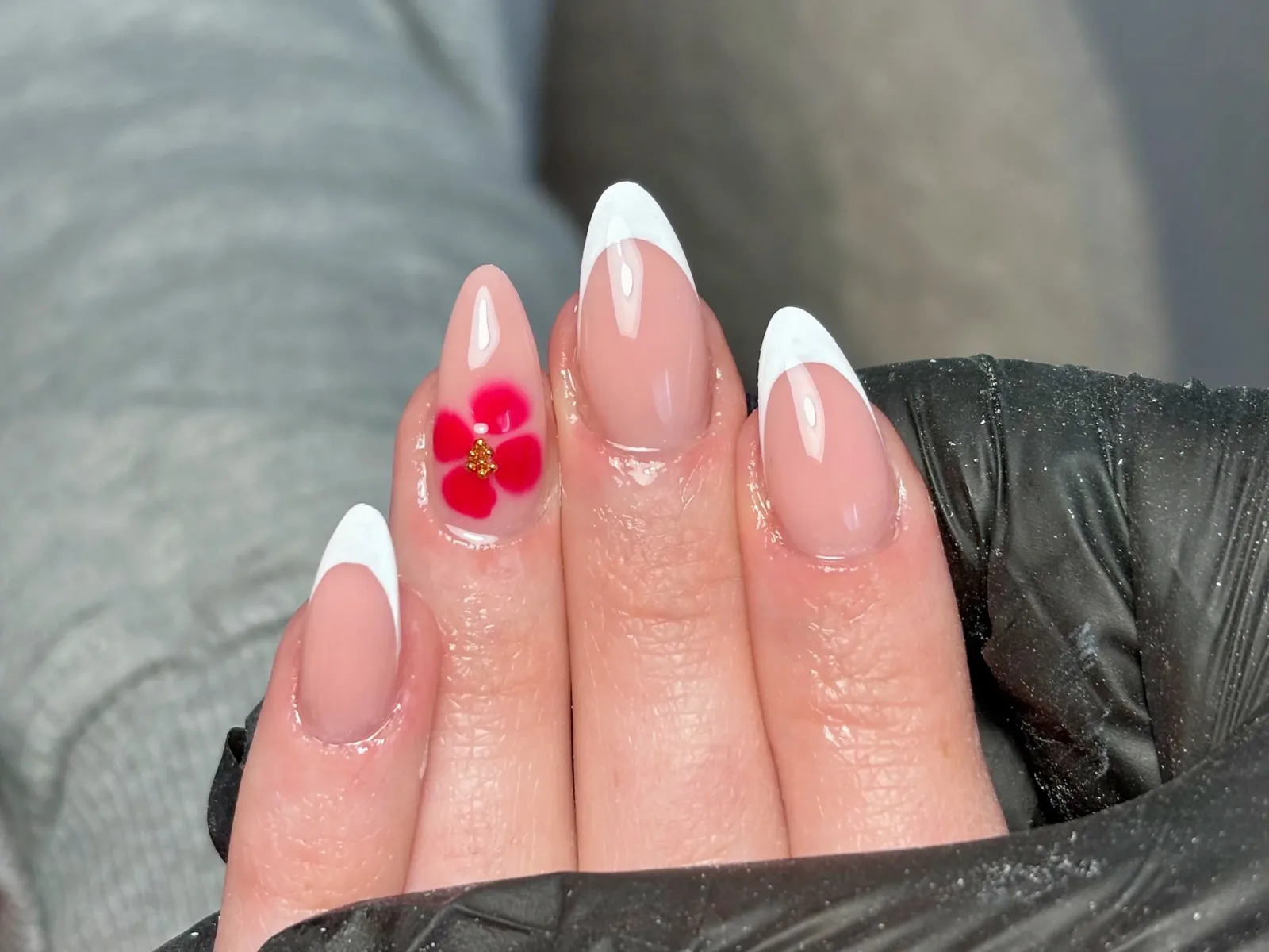 Mina Beauty - Ongles&Cils - Onglerie Bonneuil-sur-Marne - Mina Beauty - Ongles&Cils - Photo Galerie - OneBooking