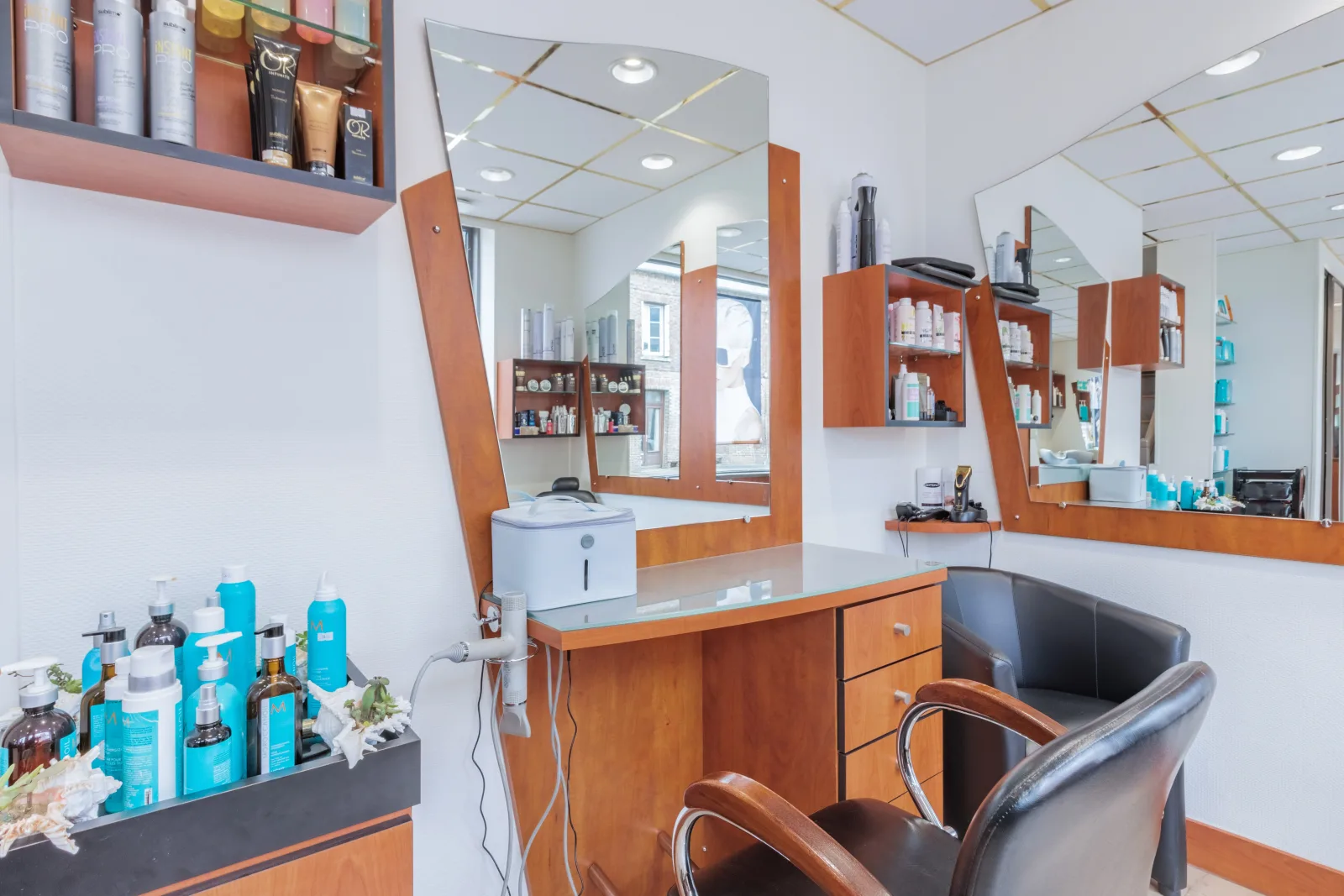 LIBERTÉ Coiffure & Esthétique - Coiffure Le Neubourg - LIBERTÉ Coiffure & Esthétique - Photo Galerie - OneBooking