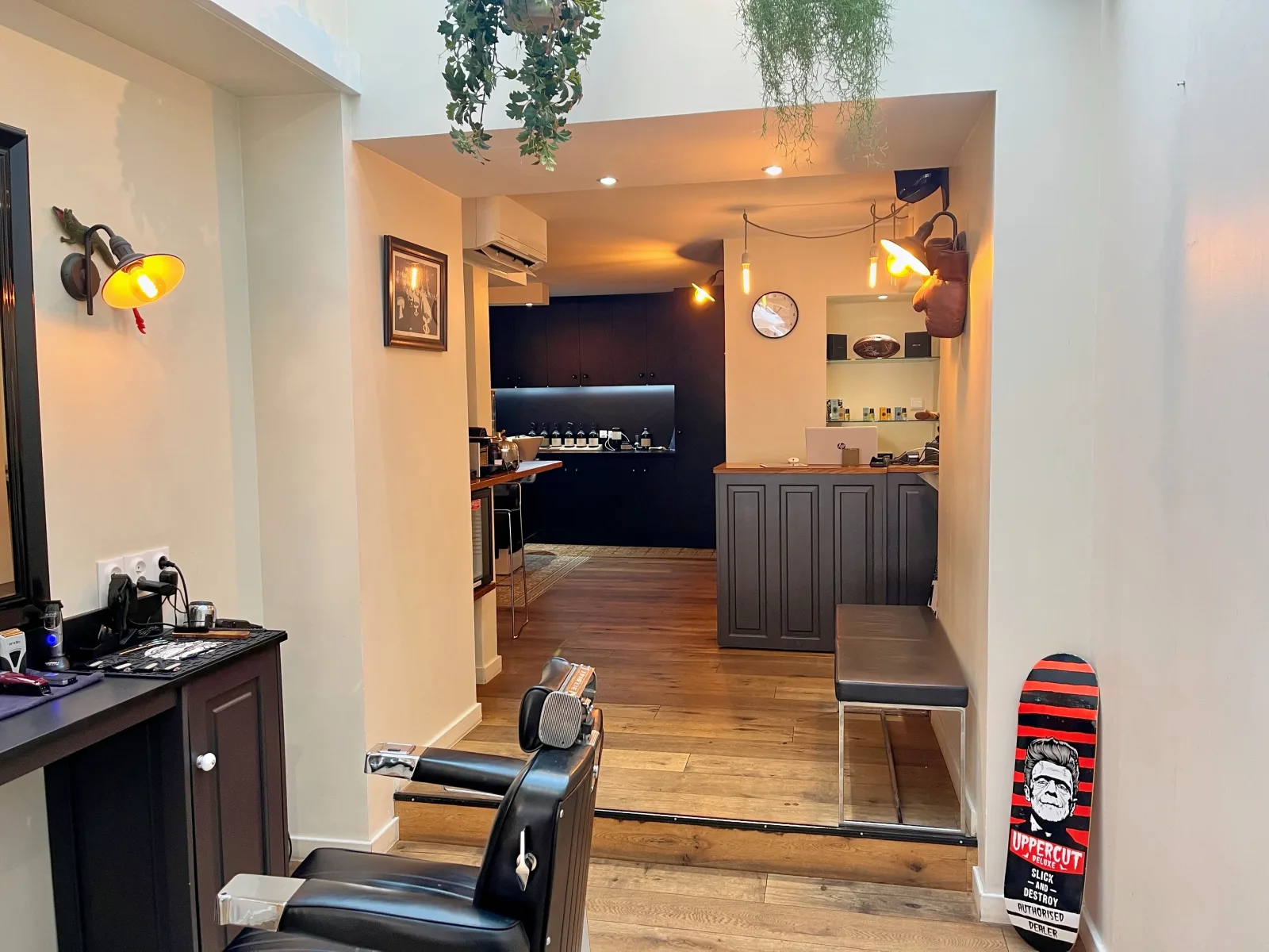 Monsieur Albert - Coiffure La Rochelle - Monsieur Albert - Photo Galerie - OneBooking