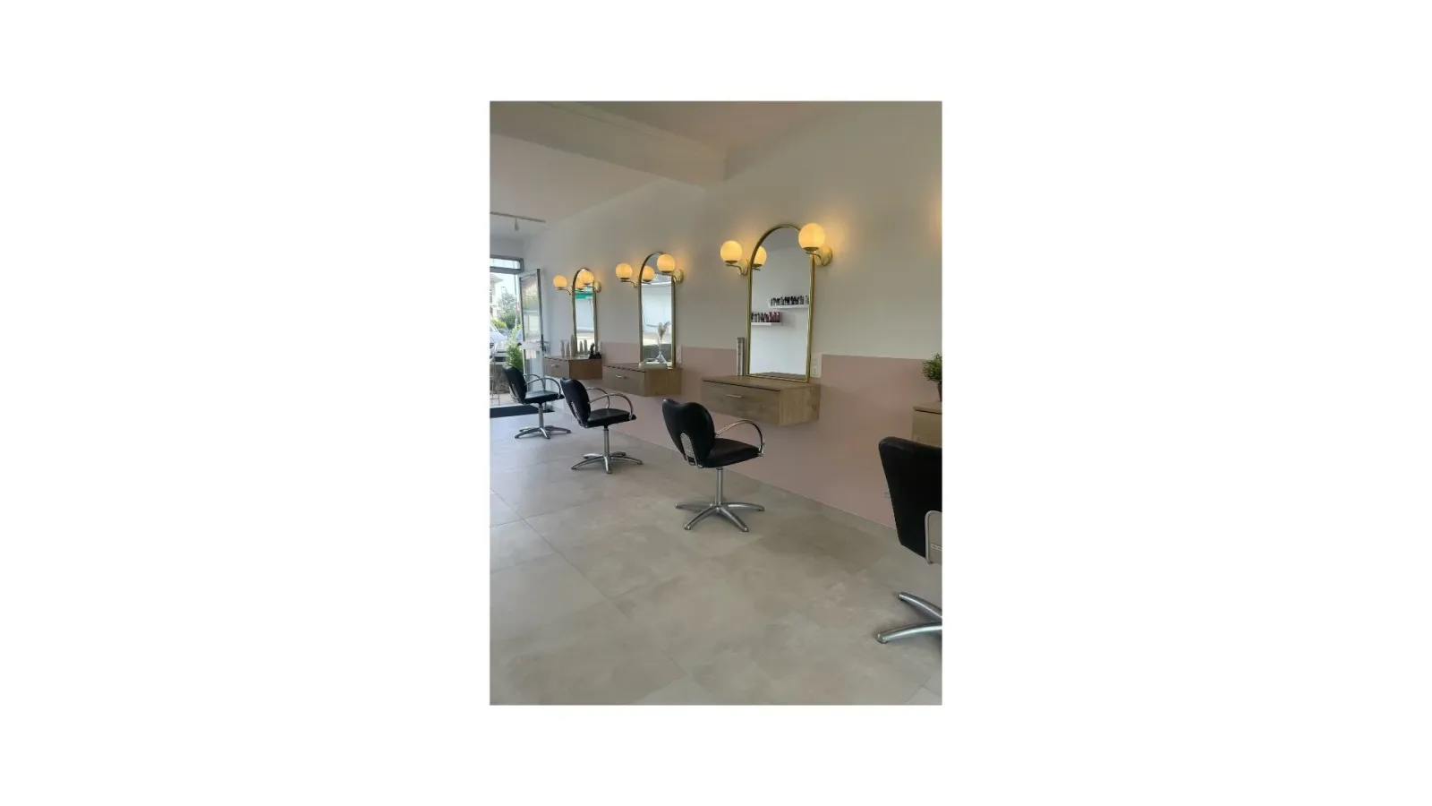Atelier Saint Martin - Coiffure Fontaine-lès-Dijon - Atelier Saint Martin - Photo Galerie - OneBooking
