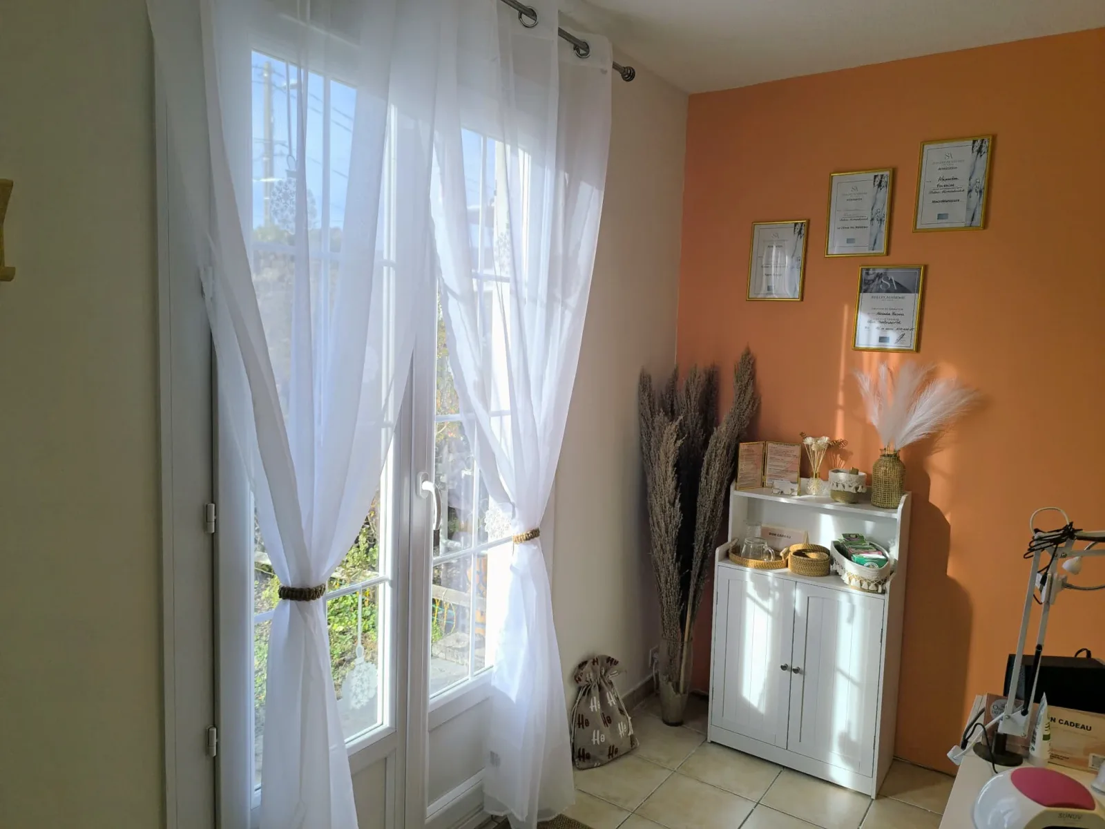 Ongles du corail - Onglerie Riom - Ongles du corail - Photo Galerie - OneBooking