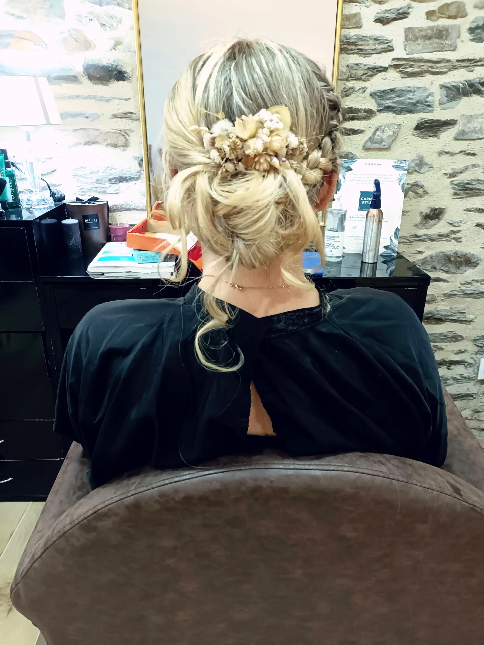 Les noisetiers - salon de coiffure - Coiffure Saint-Lô - Les noisetiers - salon de coiffure - Photo Galerie - OneBooking