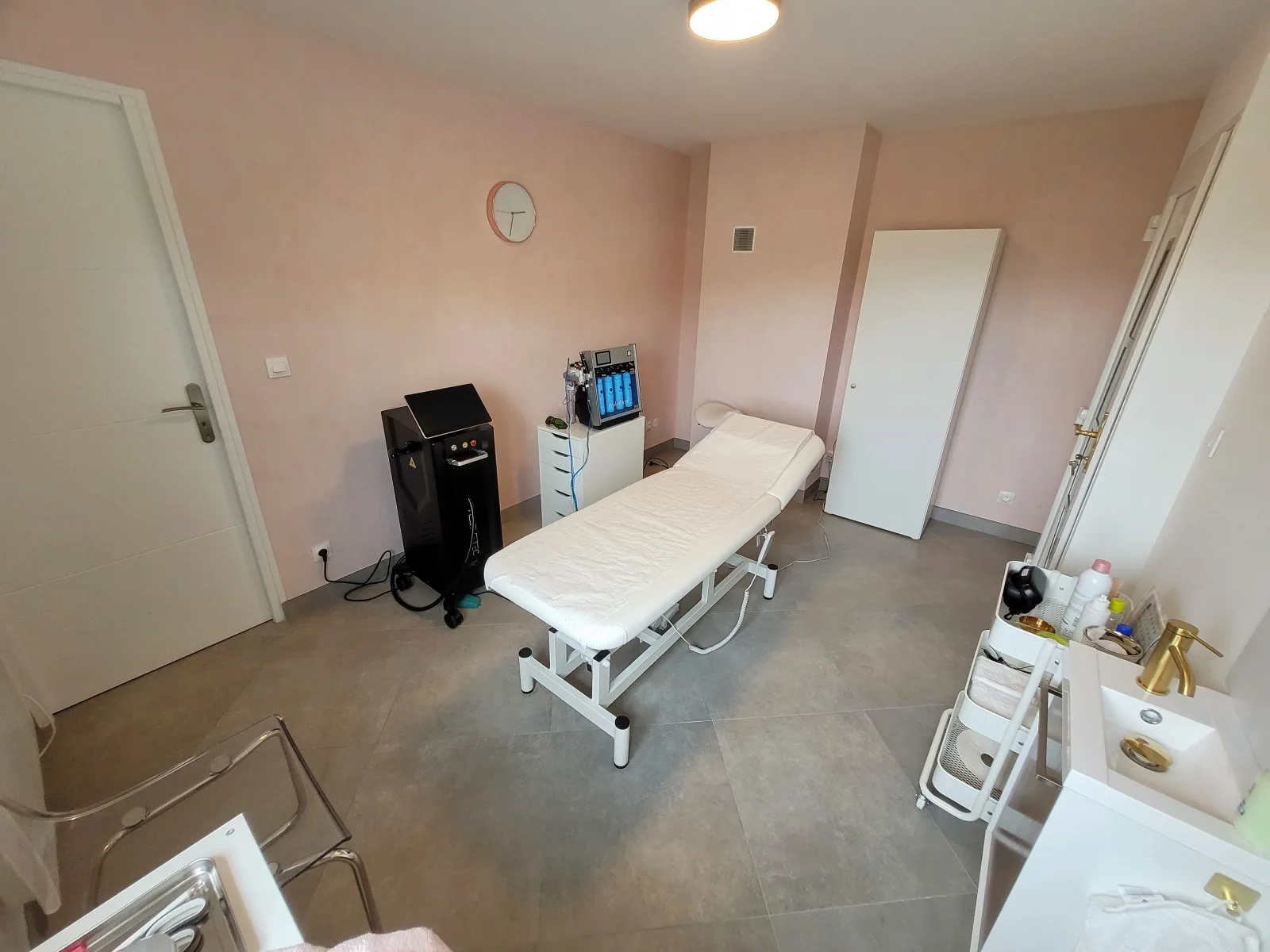 Fullness Studio - VERDUN - Institut de beauté Verdun - Fullness Studio - VERDUN - Photo Galerie - OneBooking