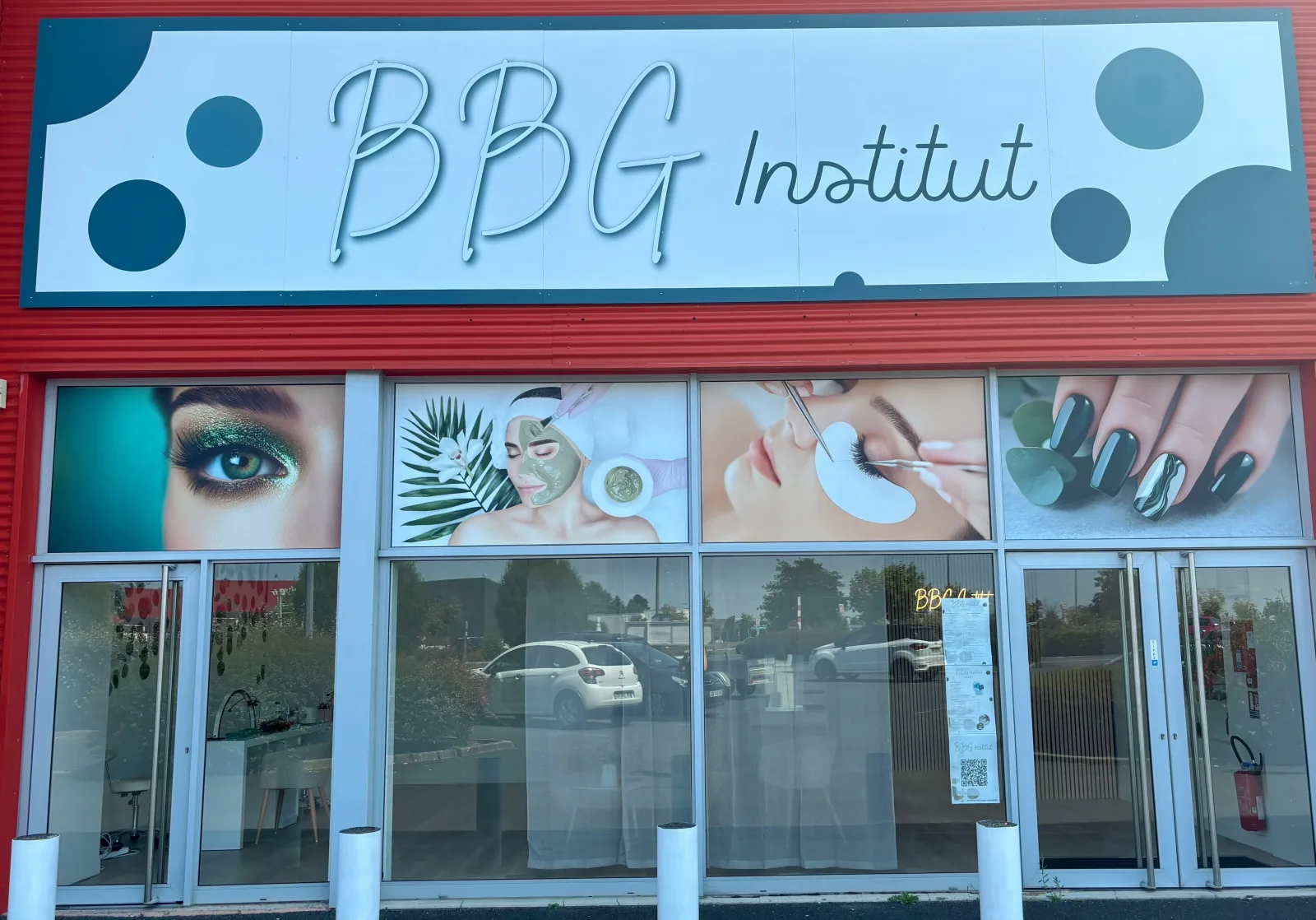 BBG Institut - Onglerie Le Poinçonnet - BBG Institut - Photo Galerie - OneBooking