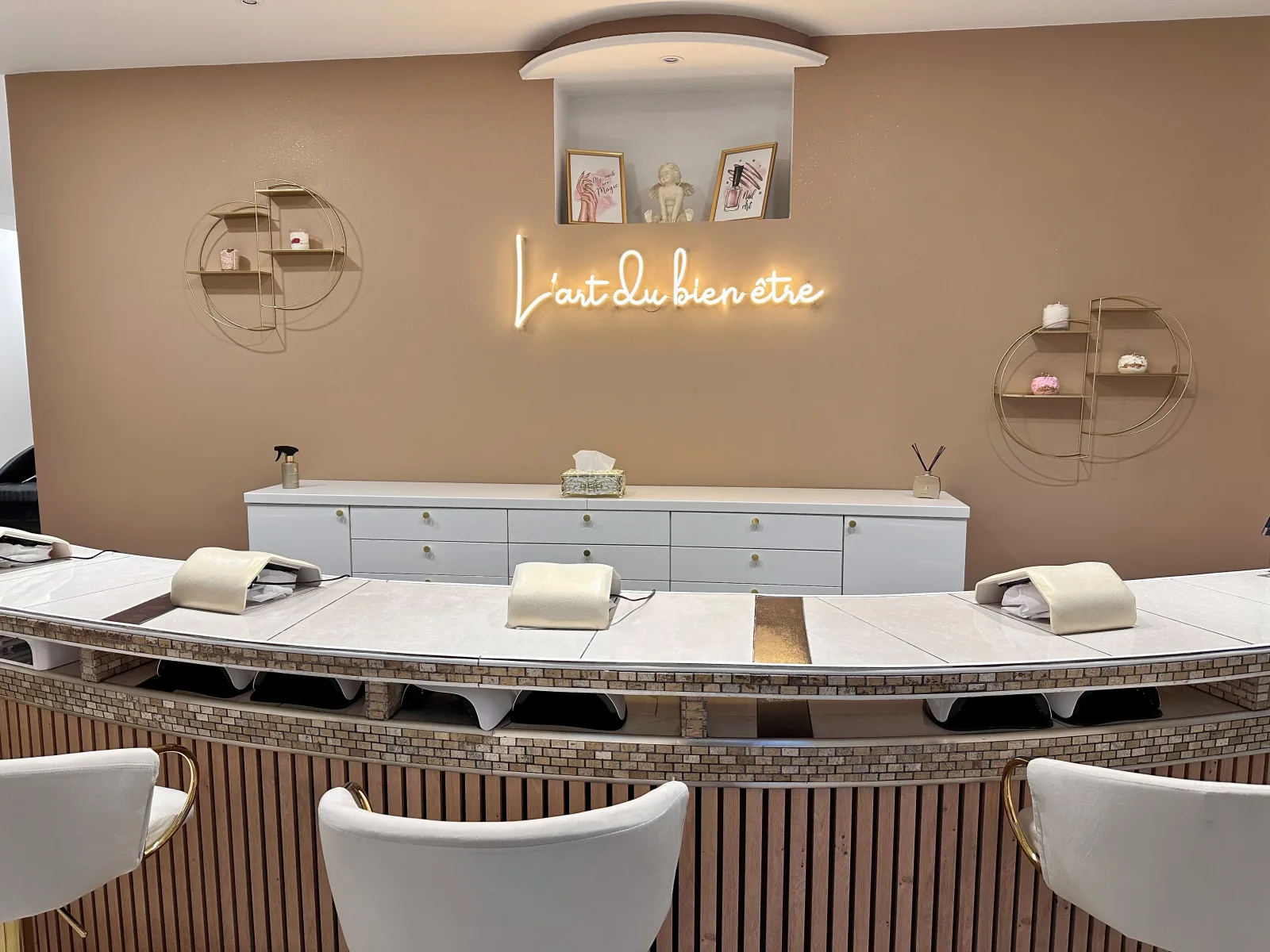 L’art Du Bien Être - Coiffure Neuilly-Plaisance - L’art Du Bien Être - Photo Galerie - OneBooking