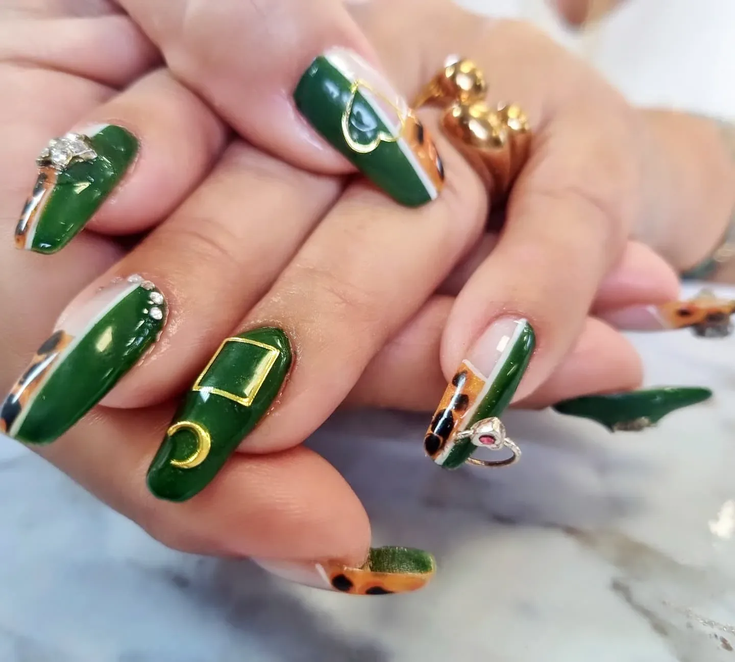 Vinson/Évolutio’Nails - Institut de beauté Saint-Just-Saint-Rambert - Vinson/Évolutio’Nails - Photo Galerie - OneBooking