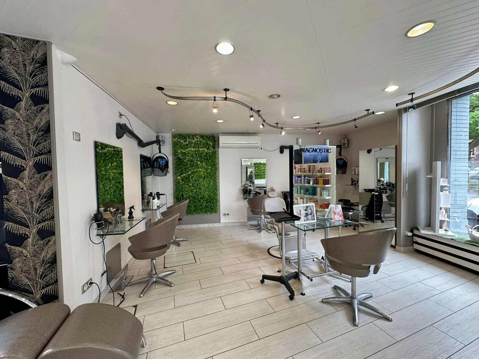 Karina - Coiffure Louviers - Karina - Photo Galerie - OneBooking