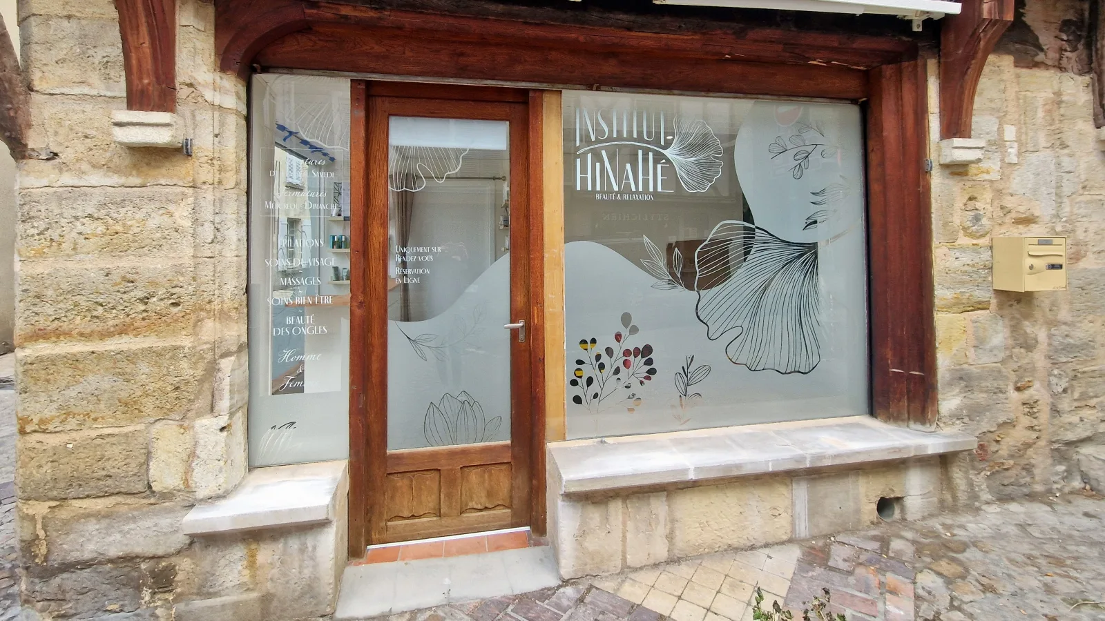 Hinahé - Institut de beauté Billom - Hinahé - Photo Galerie - OneBooking