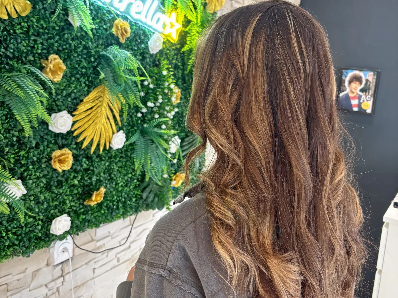 Estrella Coiffure & Beauté - Coiffure La Chapelle-de-Guinchay - Estrella Coiffure & Beauté - Photo Galerie - OneBooking