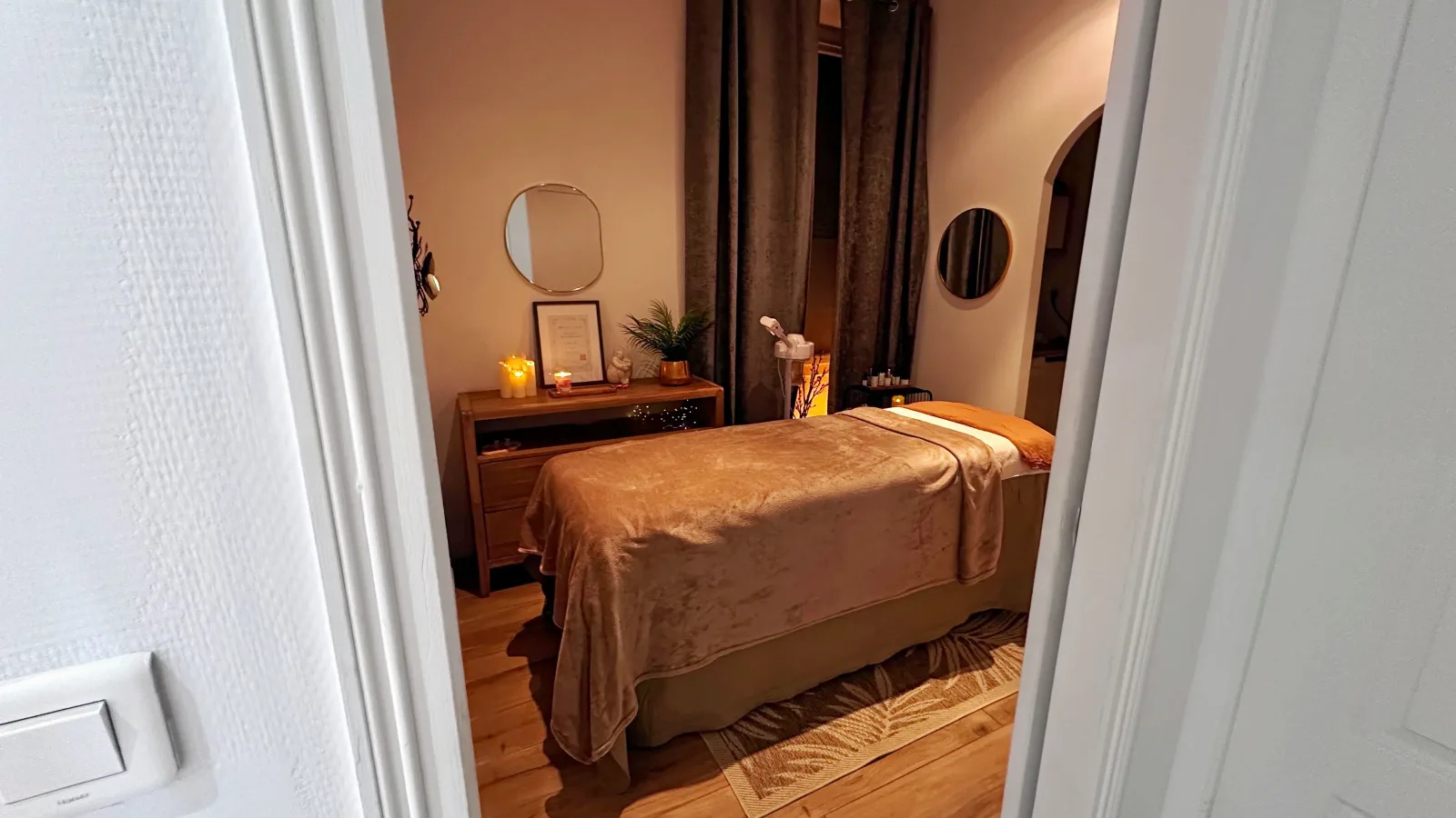 Maison SAMANAE - Massage L'Isle-sur-la-Sorgue - Maison SAMANAE - Photo Galerie - OneBooking