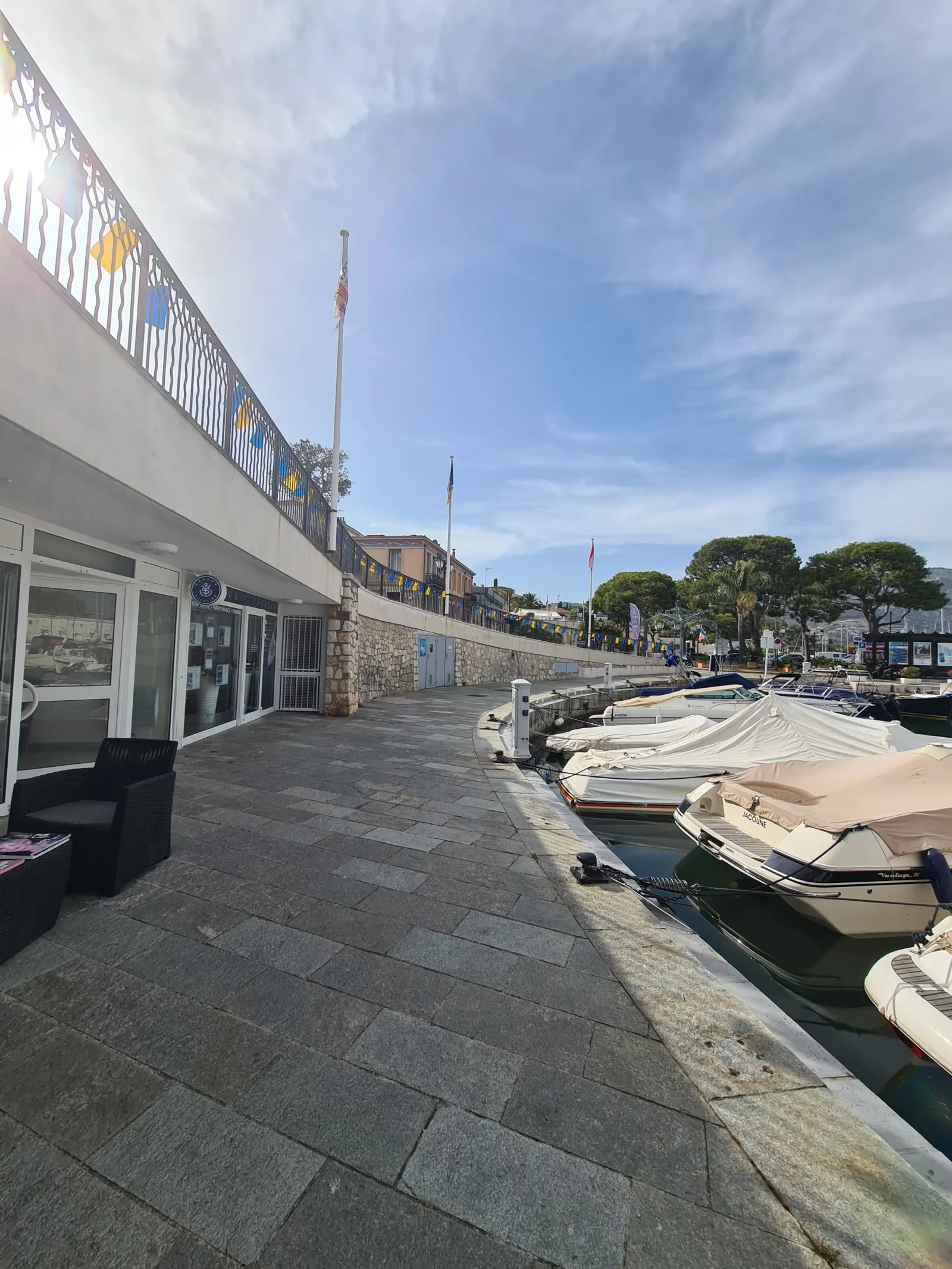 Gesuino Coiffeur Créateur - Coiffure St Jean Cap Ferrat - Gesuino Coiffeur Créateur - Photo Galerie - OneBooking