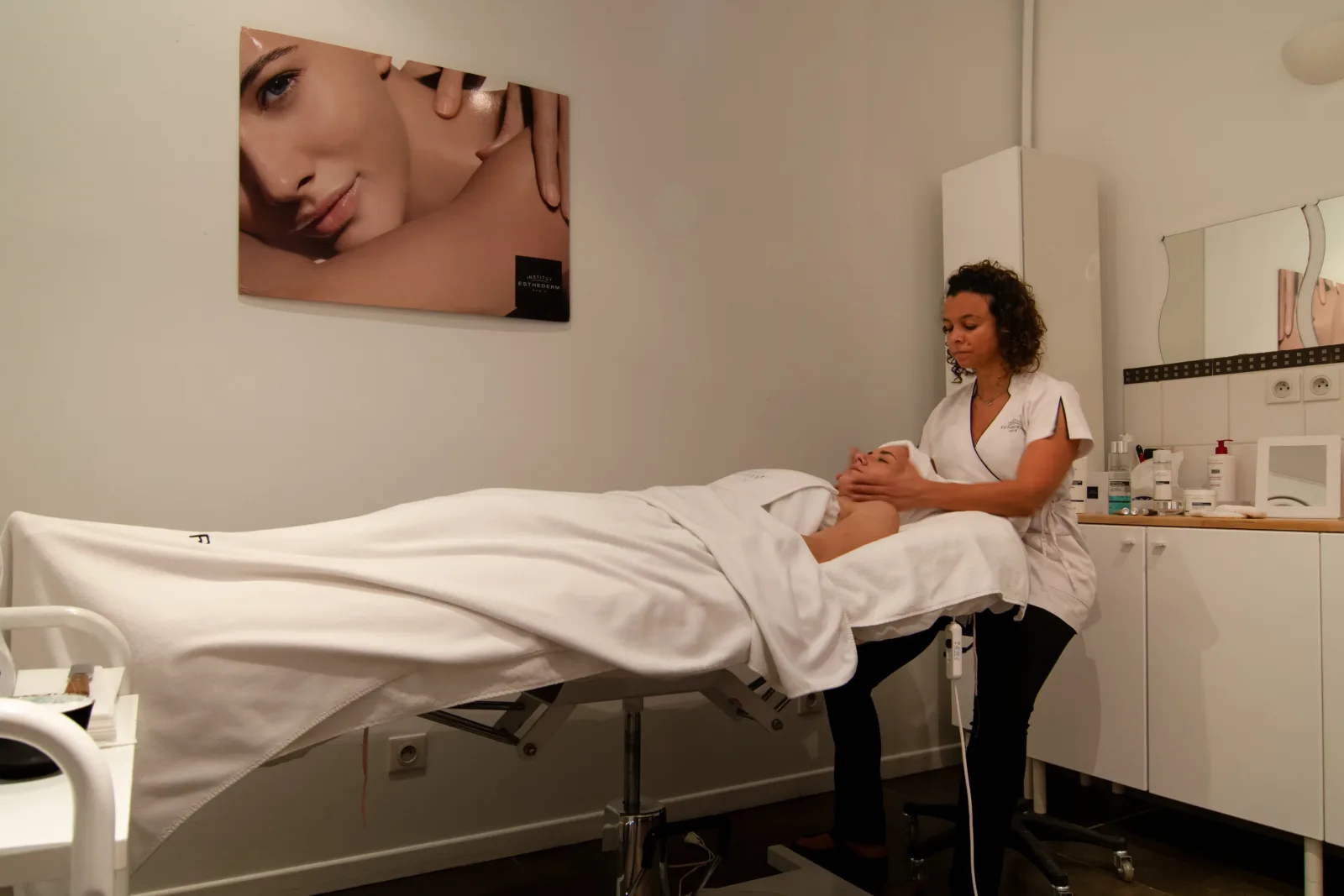 A l'institut - Institut de beauté Digne-les-Bains - A l'institut - Photo Galerie - OneBooking