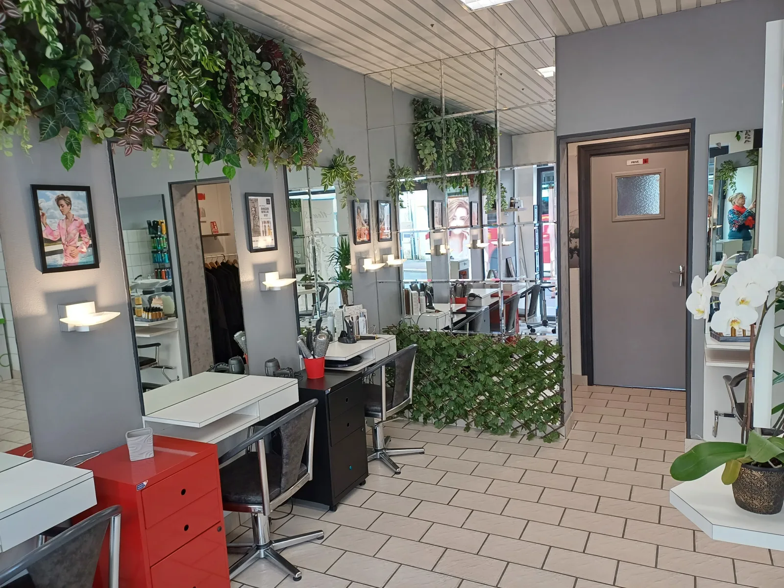 New Style - Coiffure Saint-Lô - New Style - Photo Galerie - OneBooking