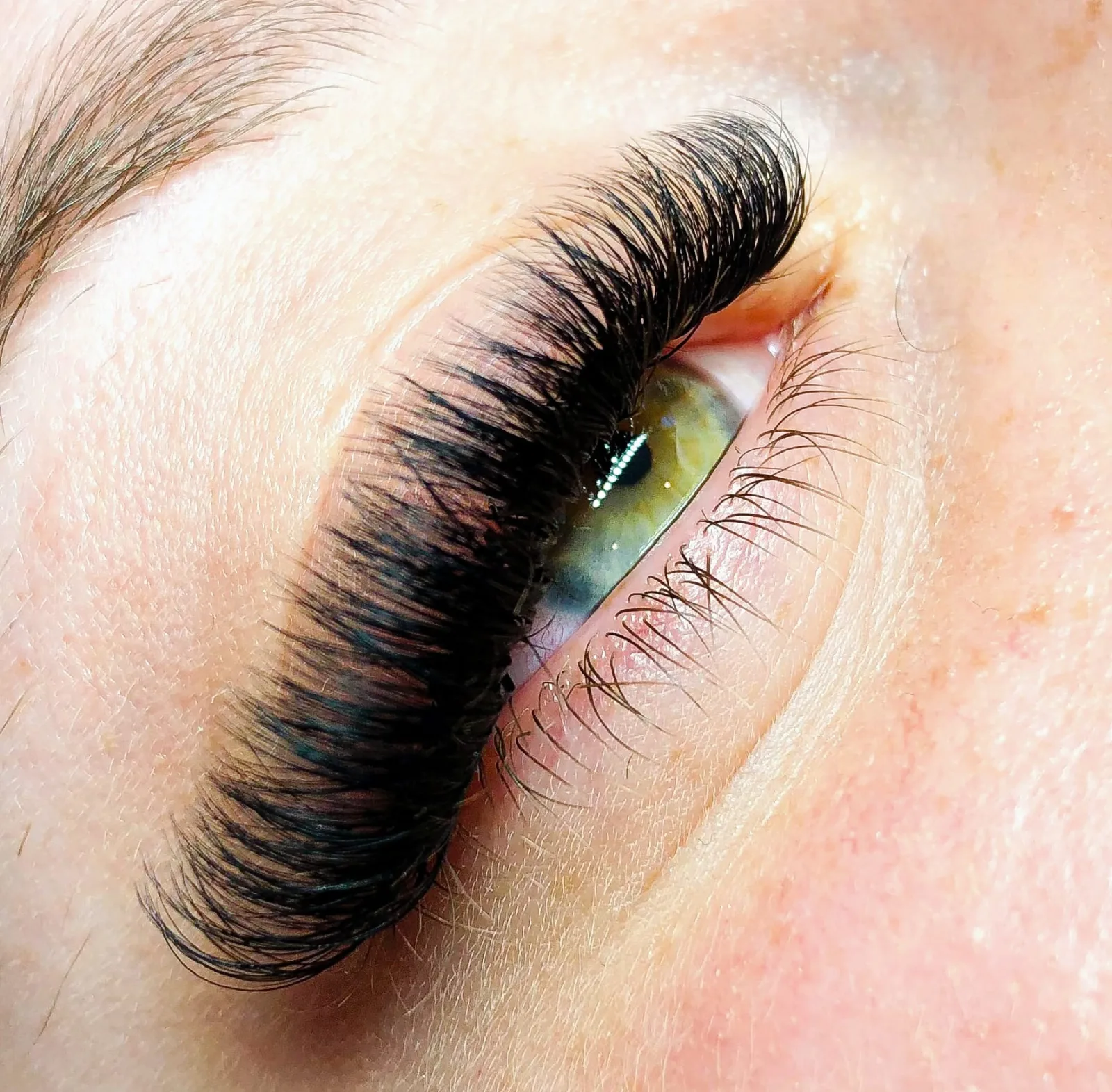 Secret’Eyes Beauty Concept - Sourcils & cils Le Pradet - Secret’Eyes Beauty Concept - Photo Galerie - OneBooking