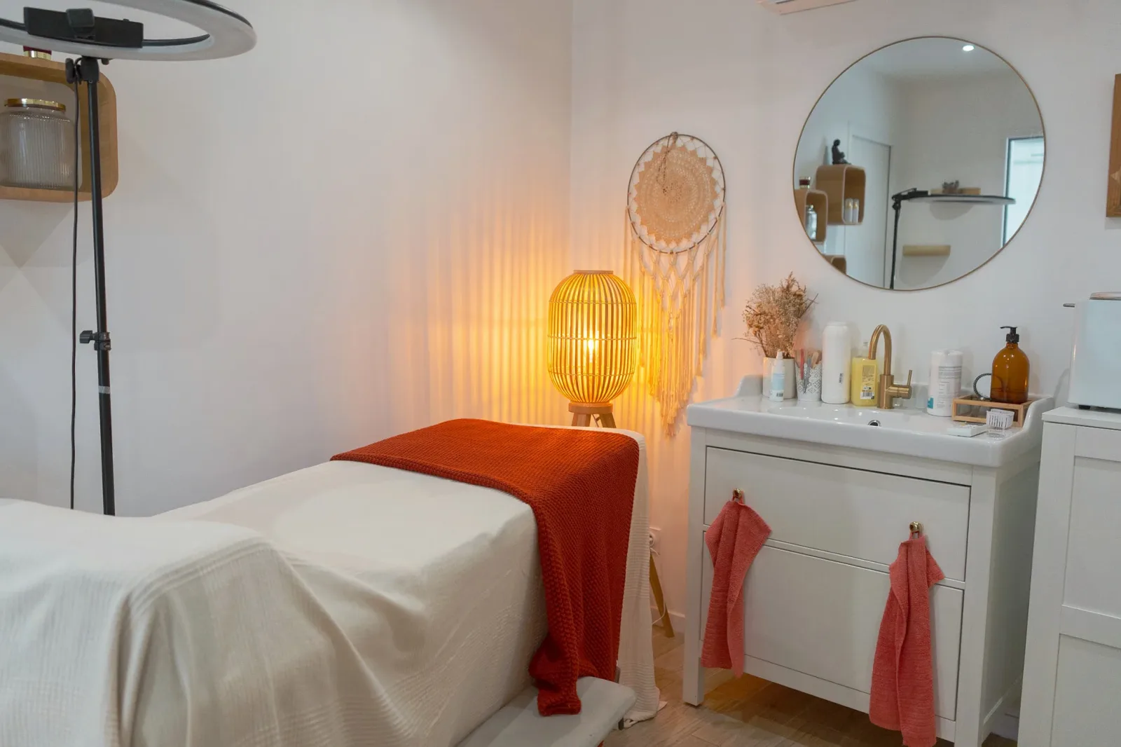 Maison de la Beauté - Institut de beauté Carqueiranne - Maison de la Beauté - Photo Galerie - OneBooking