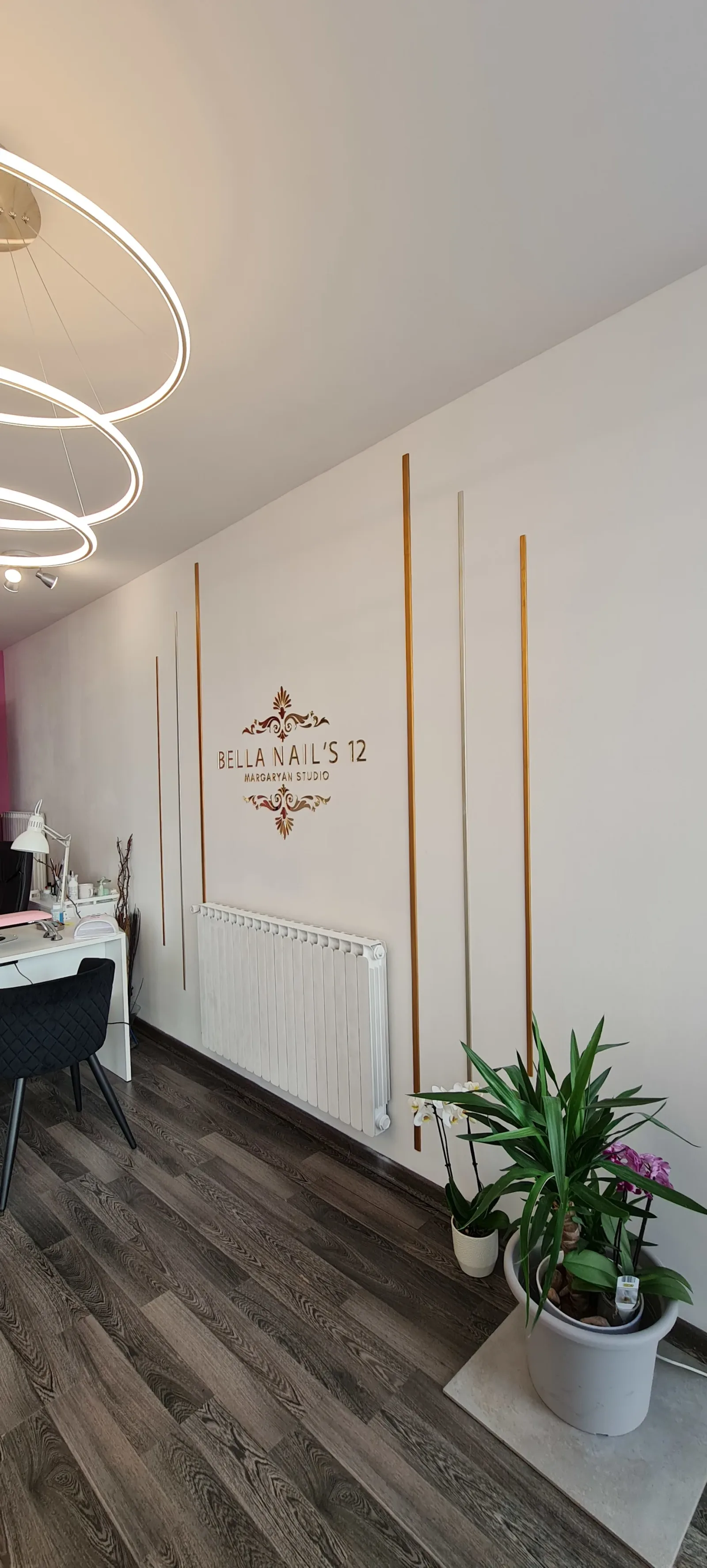 Bella Nails - Onglerie Rodez - Bella Nails - Photo Galerie - OneBooking