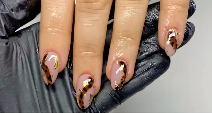Girls & Nails - Onglerie Carbonne - Girls & Nails - Photo Galerie - OneBooking