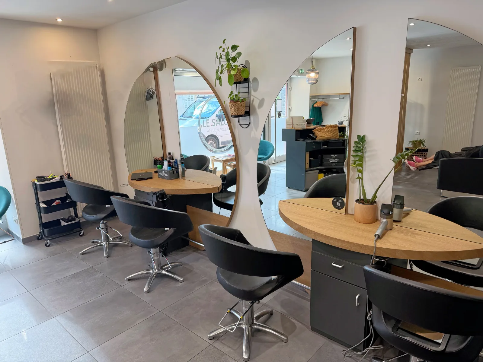 Le Salon - Coiffure Chagny - Le Salon - Photo Galerie - OneBooking
