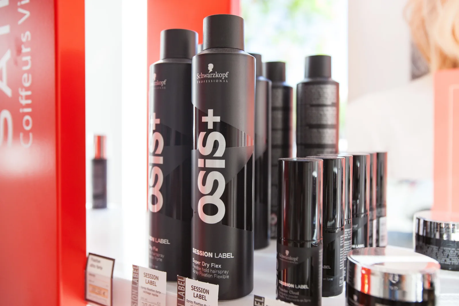 Salon KBlou - Coiffure Guyancourt - Salon KBlou - Photo Galerie - OneBooking