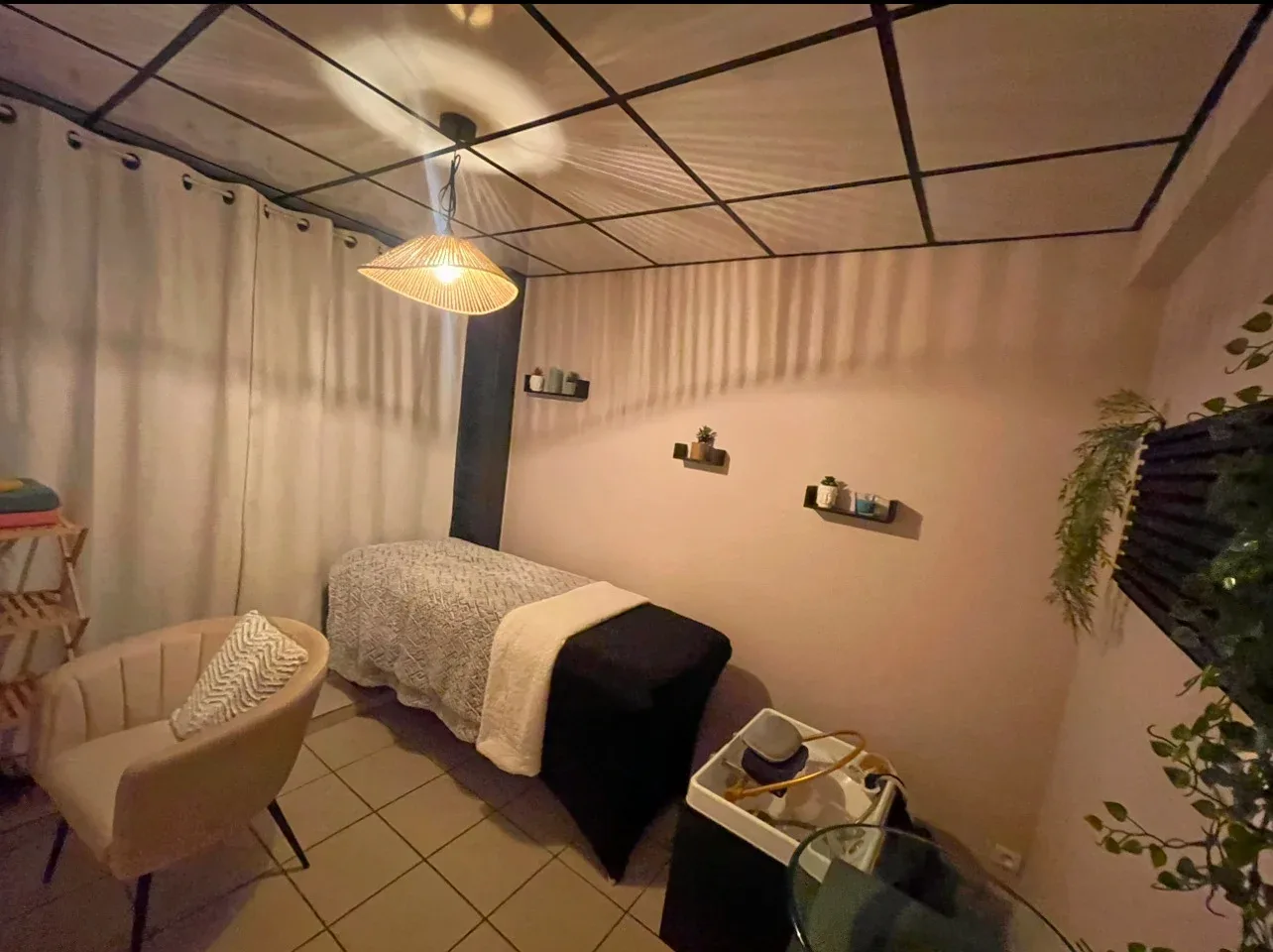 Maloca Institut Hair spa - Onglerie Saint-Just-Saint-Rambert - Maloca Institut Hair spa - Photo Galerie - OneBooking