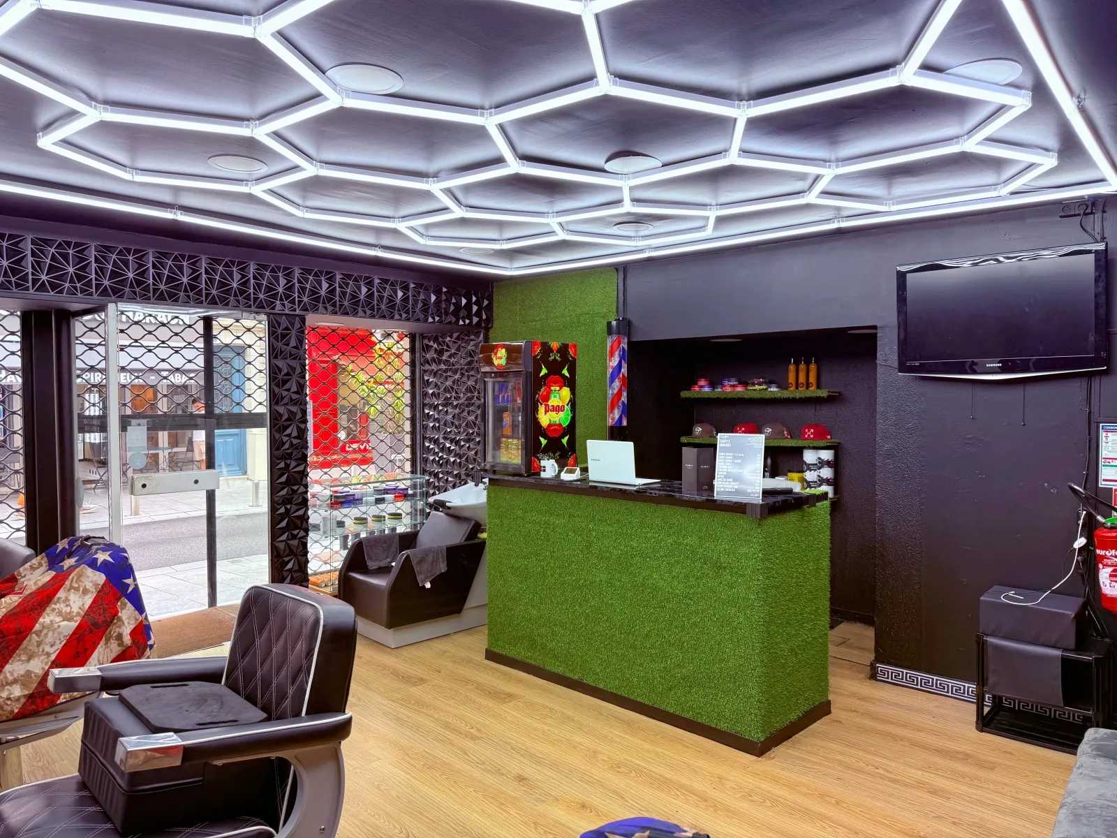BARBER SHOP BY ANGE - Coiffure Pau - BARBER SHOP BY ANGE - Photo Galerie - OneBooking