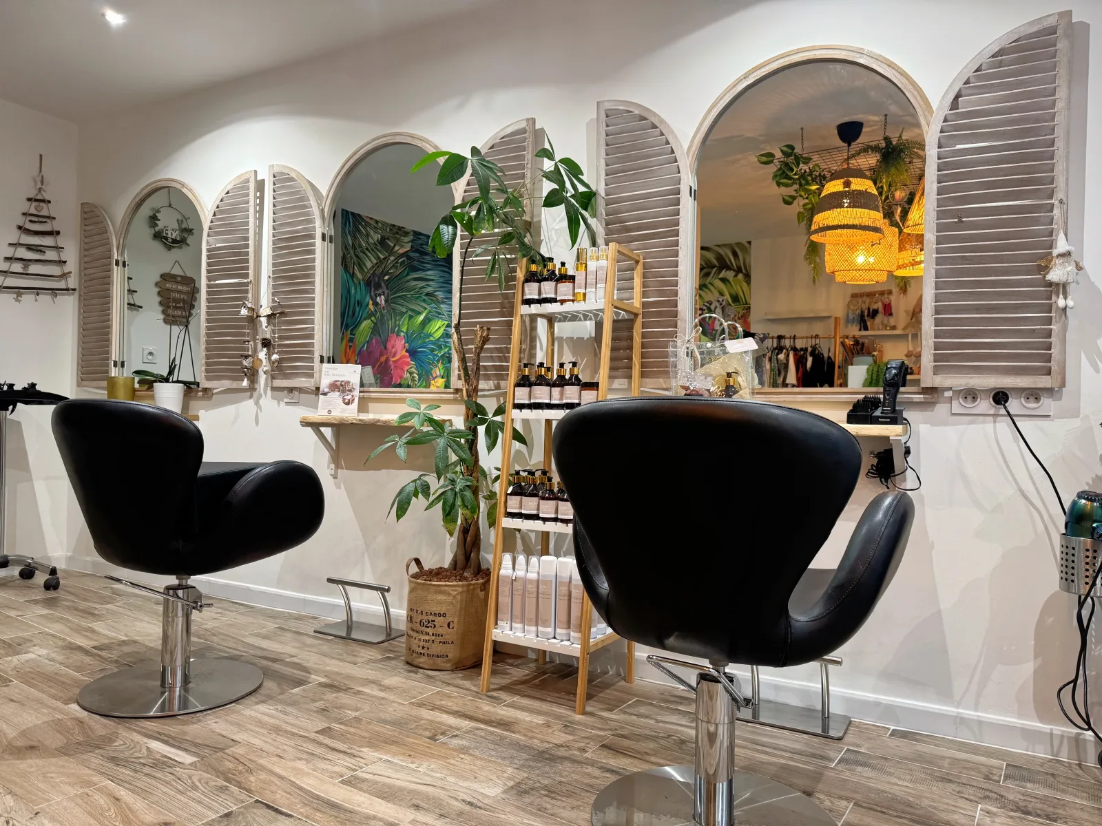 Aurélie Coiffeuse Privée & Thérapeute Capillaire - Coiffure Cuers - Aurélie Coiffeuse Privée & Thérapeute Capillaire - Photo Galerie - OneBooking