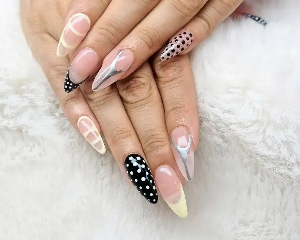 SL Nails - Onglerie Cognac - SL Nails - Photo Galerie - OneBooking