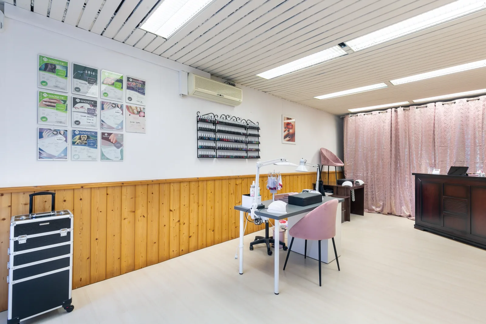 Jeny Des Ongles - Onglerie Cadillac - Jeny Des Ongles - Photo Galerie - OneBooking