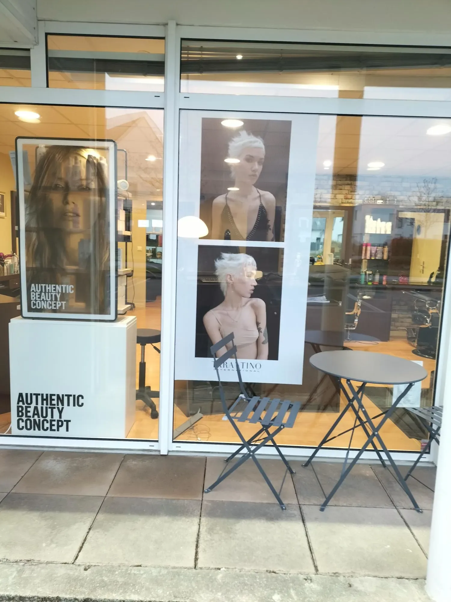 Salon de coiffure Laurent Calavetta - Coiffure Guérande - Salon de coiffure Laurent Calavetta - Photo Galerie - OneBooking