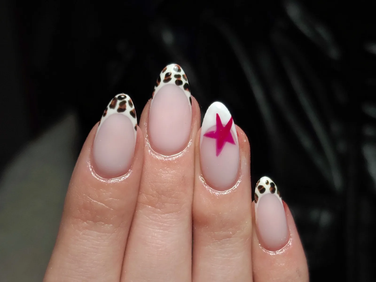 Mina Beauty - Ongles&Cils - Onglerie Bonneuil-sur-Marne - Mina Beauty - Ongles&Cils - Photo Galerie - OneBooking
