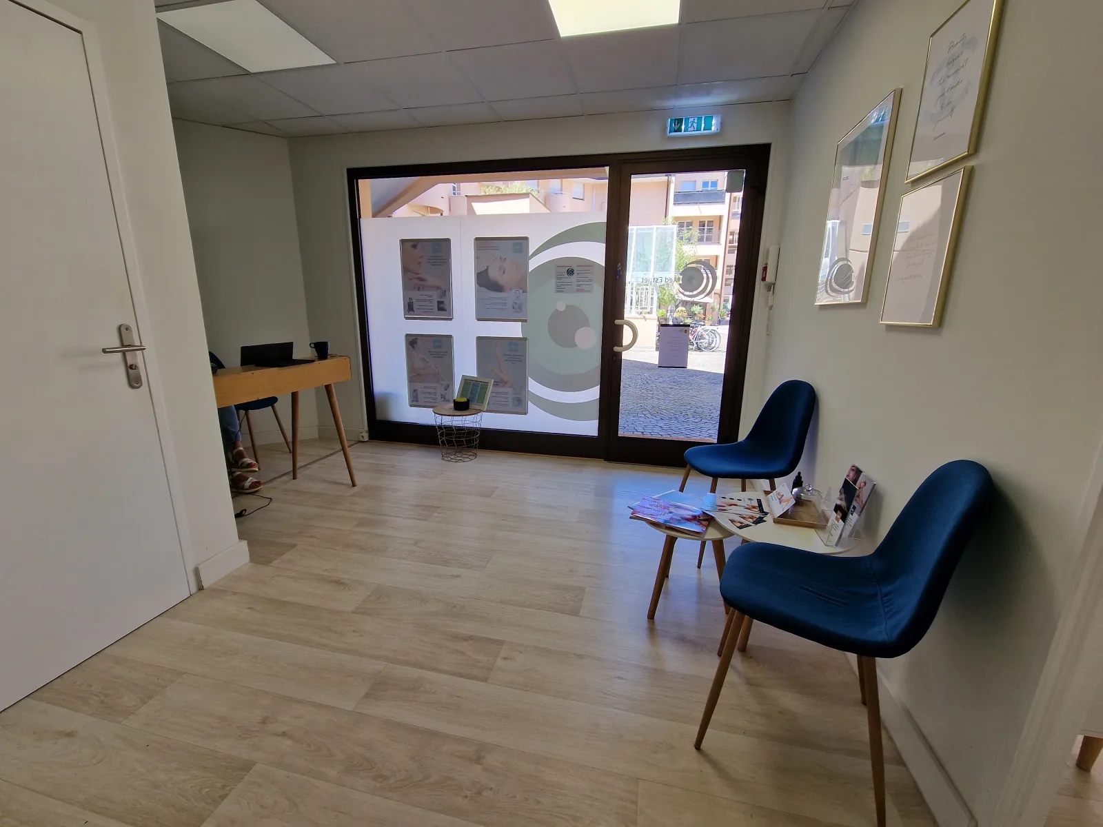 Med Esthet - Institut de beauté Divonne-les-Bains - Med Esthet - Photo Galerie - OneBooking