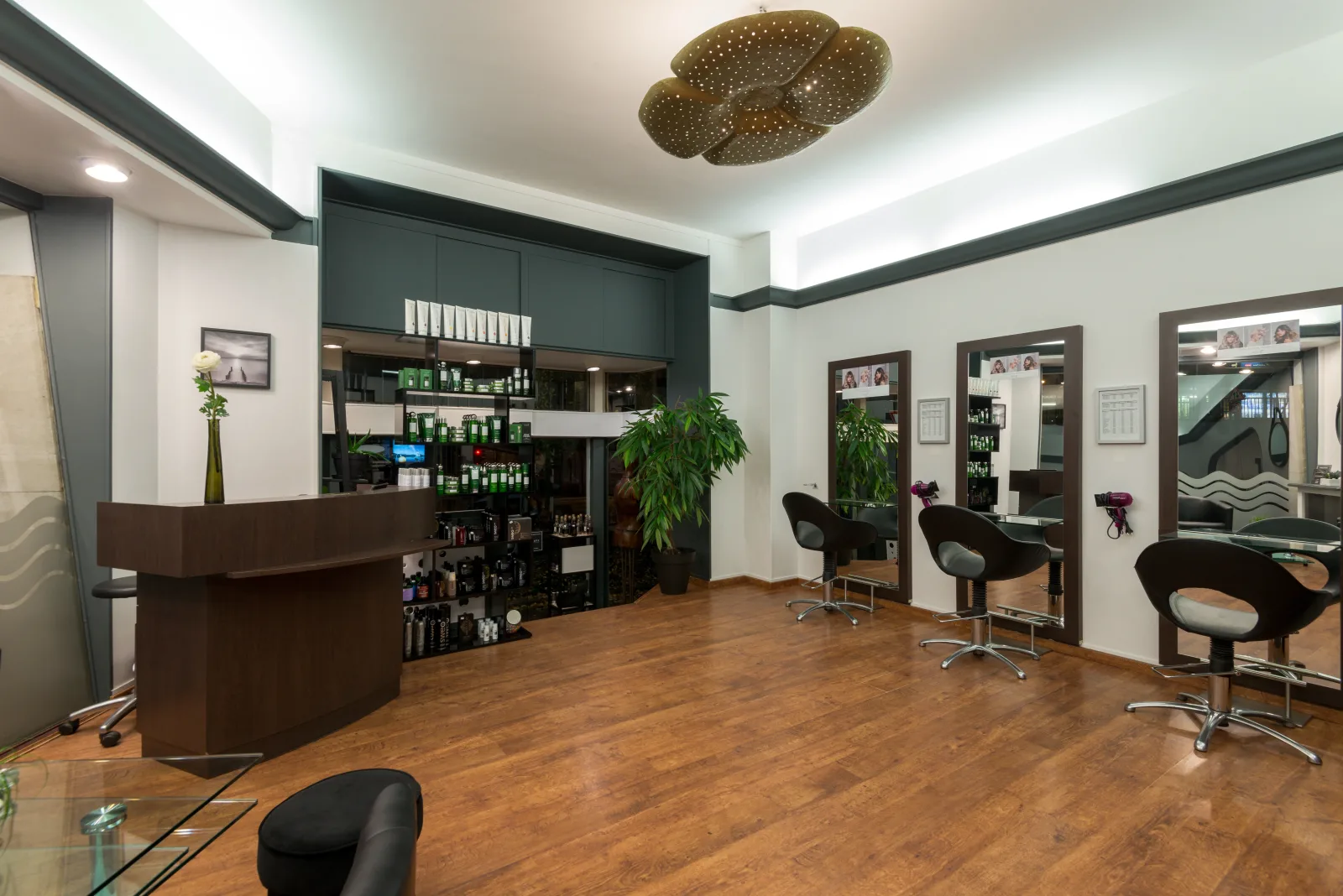 Nouvel' Hair - Coiffure Viroflay - Nouvel' Hair - Photo Galerie - OneBooking