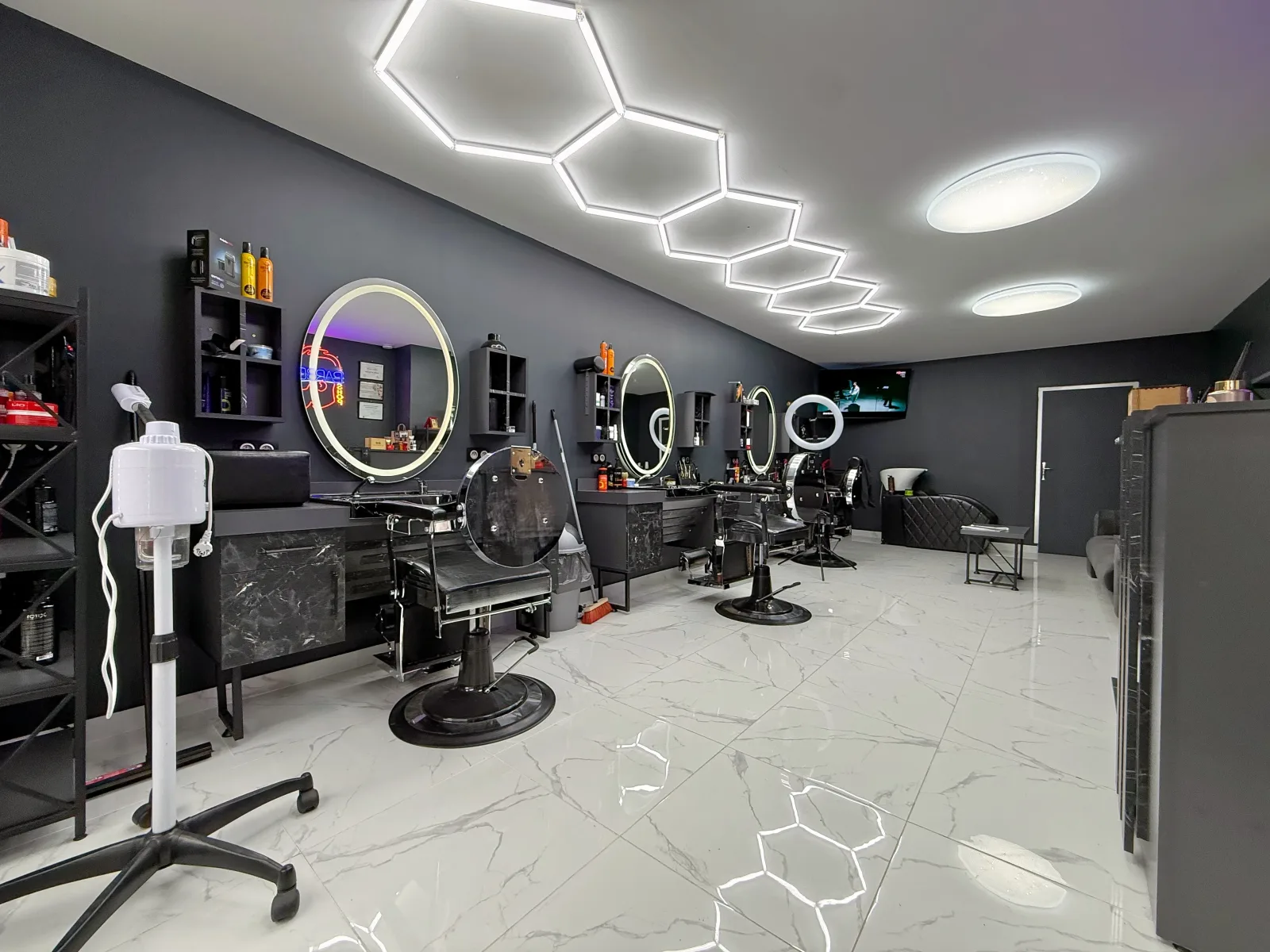 Efe Hair Studio - Coiffure Sarrebourg - Efe Hair Studio - Photo Galerie - OneBooking