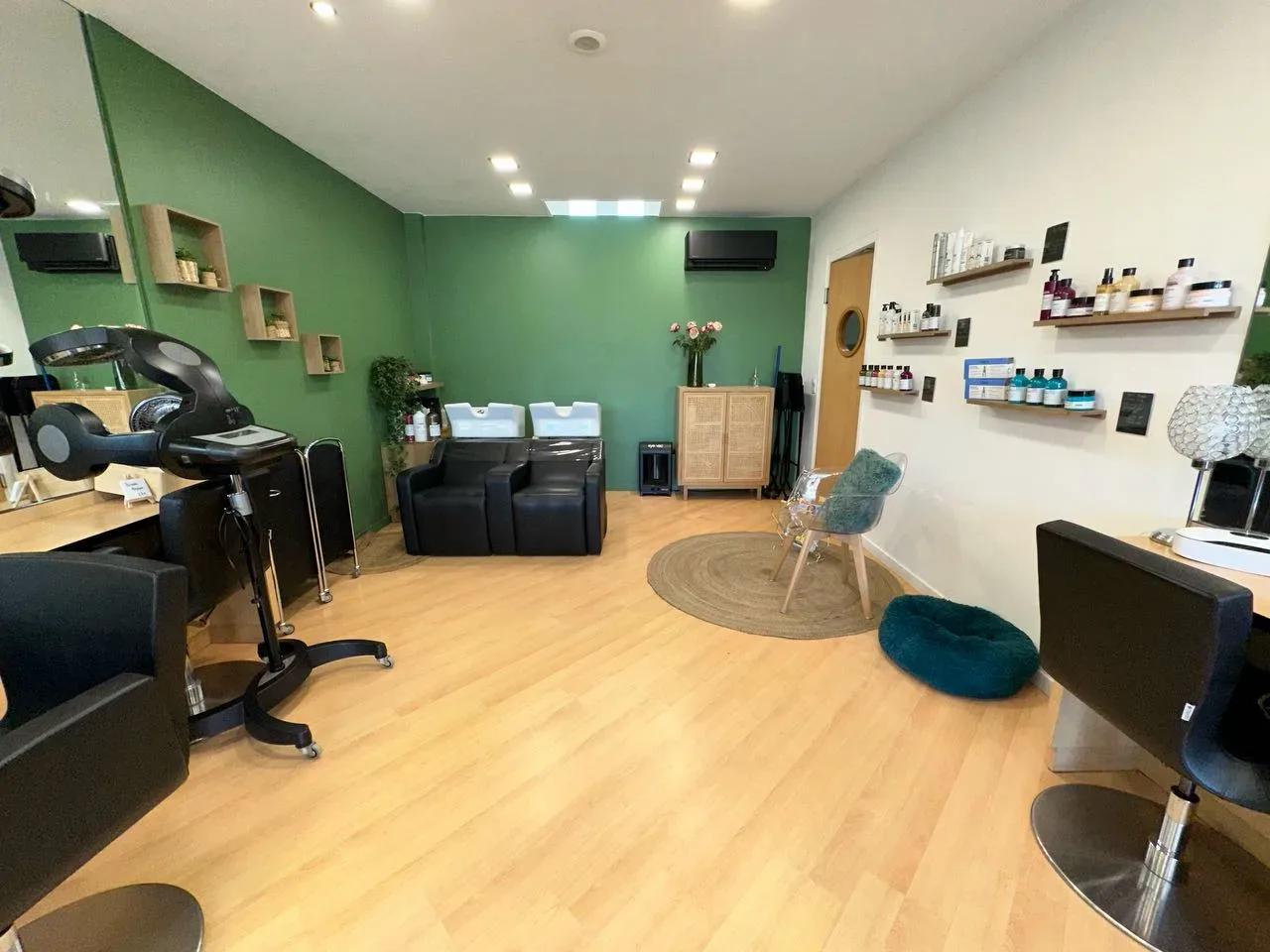 Le Salon D’Alex By Roseline - Coiffure Fontaine - Le Salon D’Alex By Roseline - Photo Galerie - OneBooking