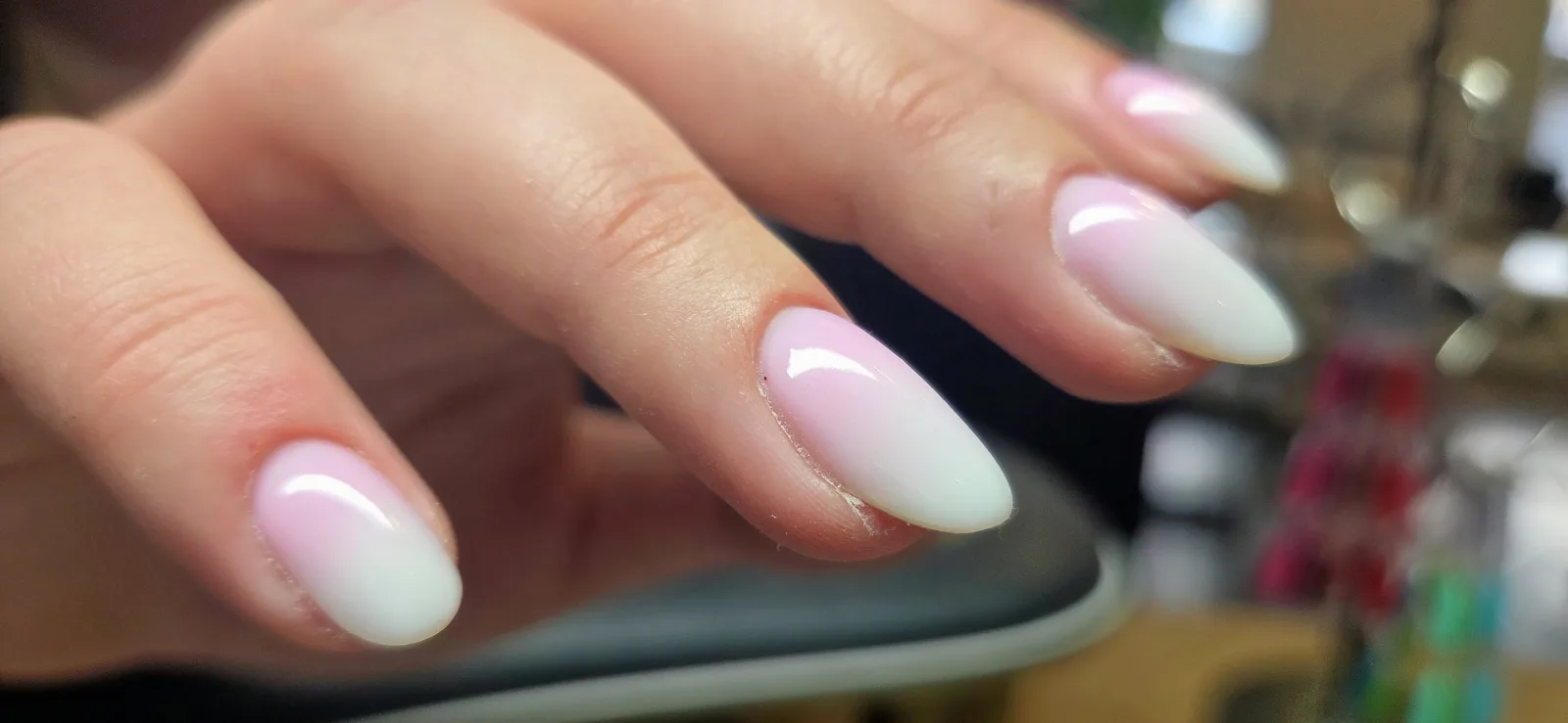 Nail&co custom - Institut de beauté Moulins - Nail&co custom - Photo Galerie - OneBooking