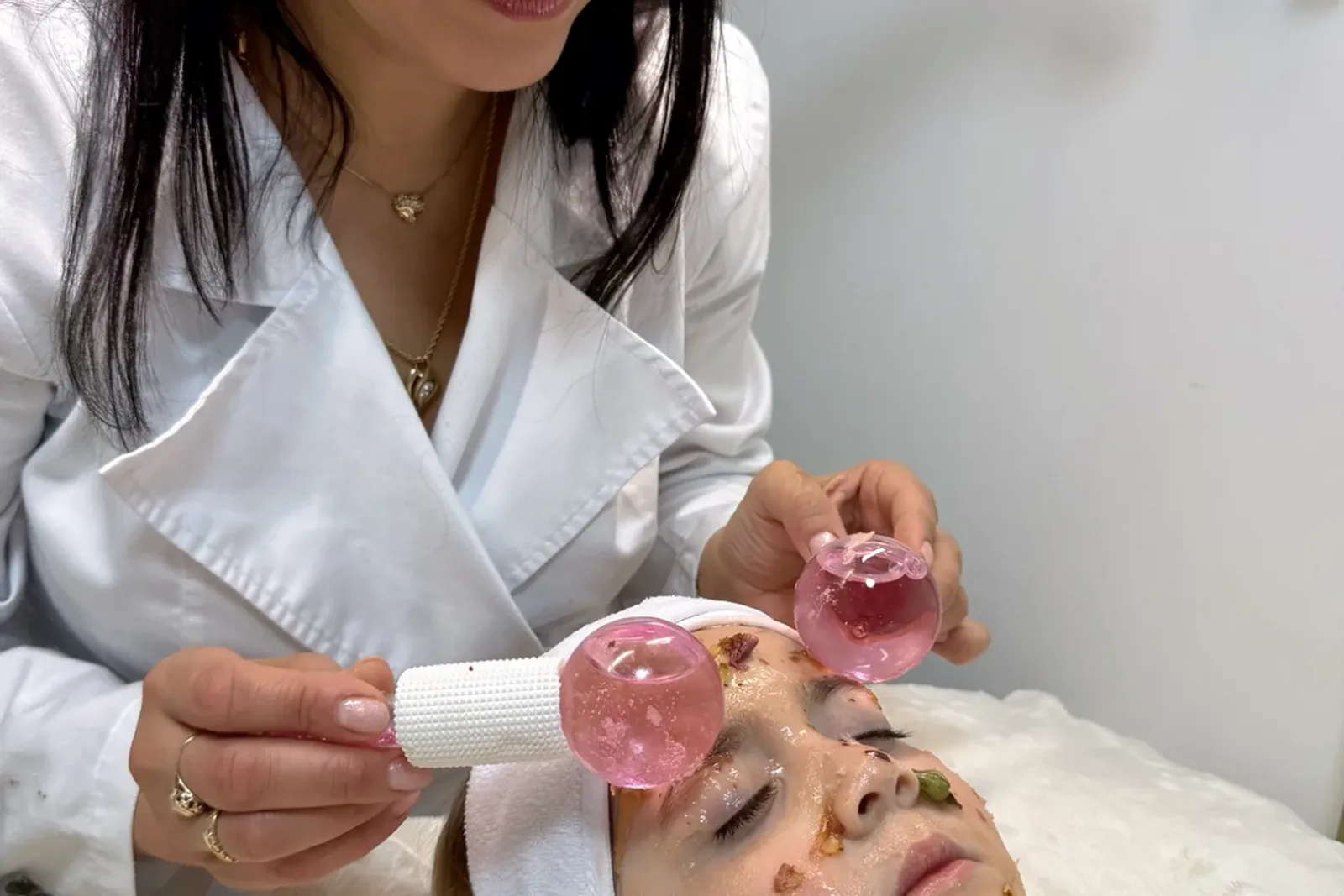 Beauty Evelyne - Institut de beauté Illkirch-Graffenstaden - Beauty Evelyne - Photo Galerie - OneBooking