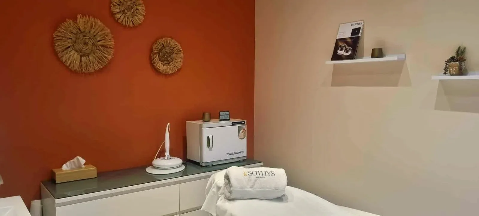 Institut Dahlia By Justine et Tiffany - Institut de beauté Sarrebourg - Institut Dahlia By Justine et Tiffany - Photo Galerie - OneBooking