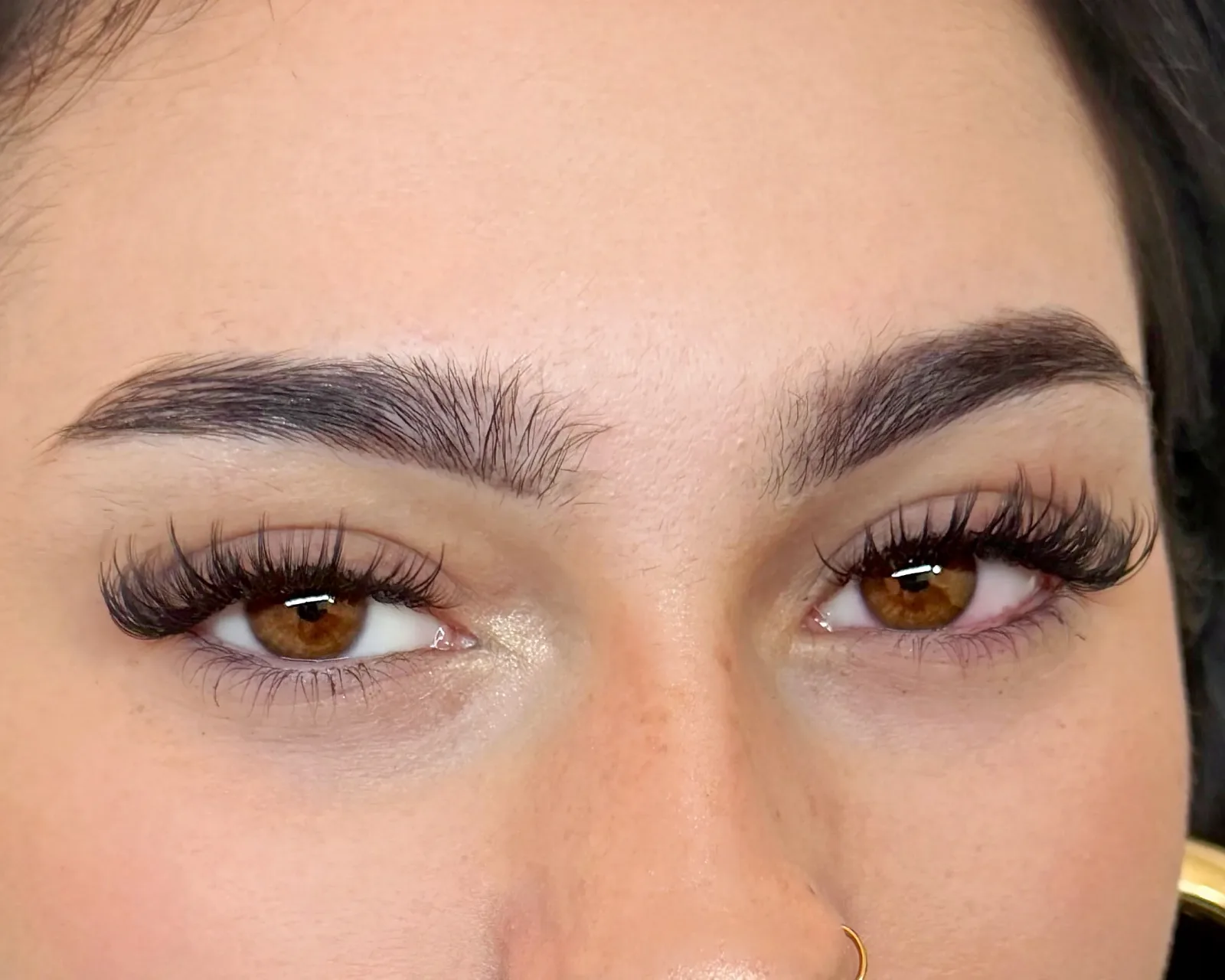 Cosmo Belle Beauty - Sourcils & cils Grenoble - Cosmo Belle Beauty - Photo Galerie - OneBooking