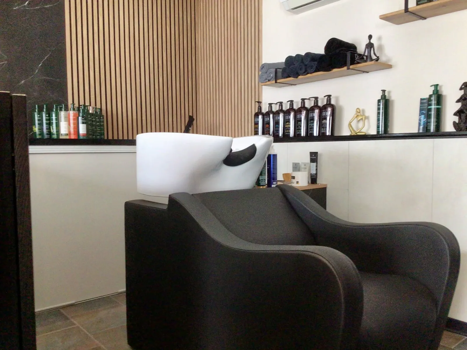 L'instant S - Coiffure Hendaye - L'instant S - Photo Galerie - OneBooking